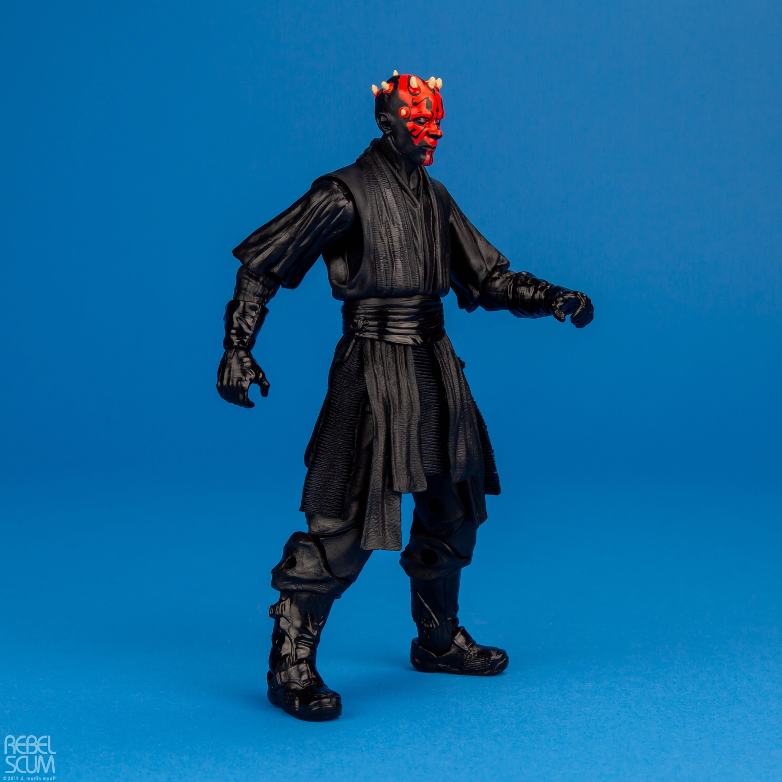 Darth-Maul-The-Black-Series-Archive-E4041-B3253-006.jpg