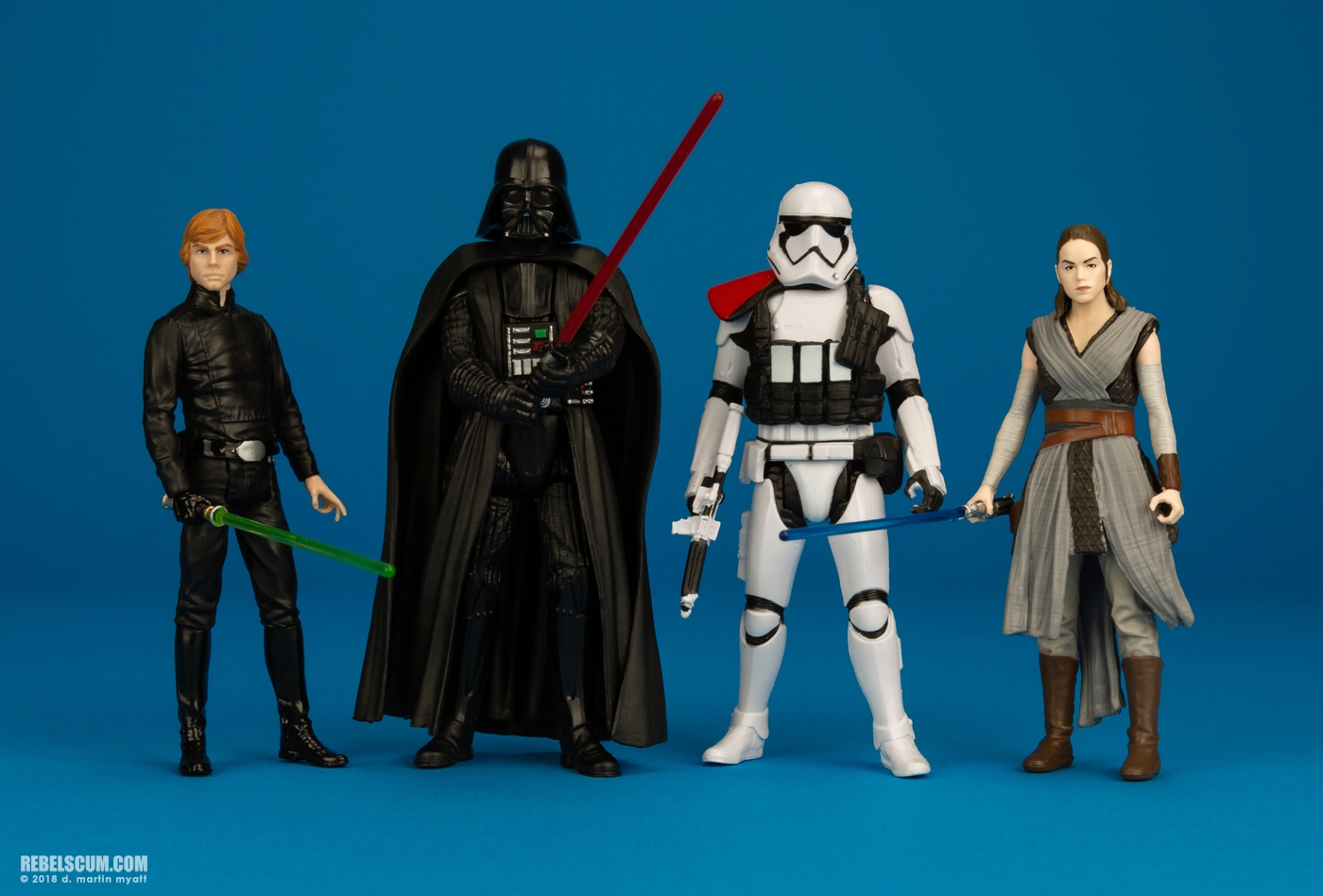 Darth-Vader-A-New-Hope-Solo-Force-Link-Hasbro-008.jpg