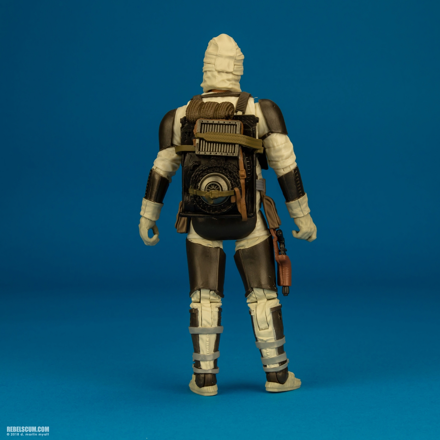 Dengar-74-Hasbro-Star-Wars-The-Black-Series-008.jpg