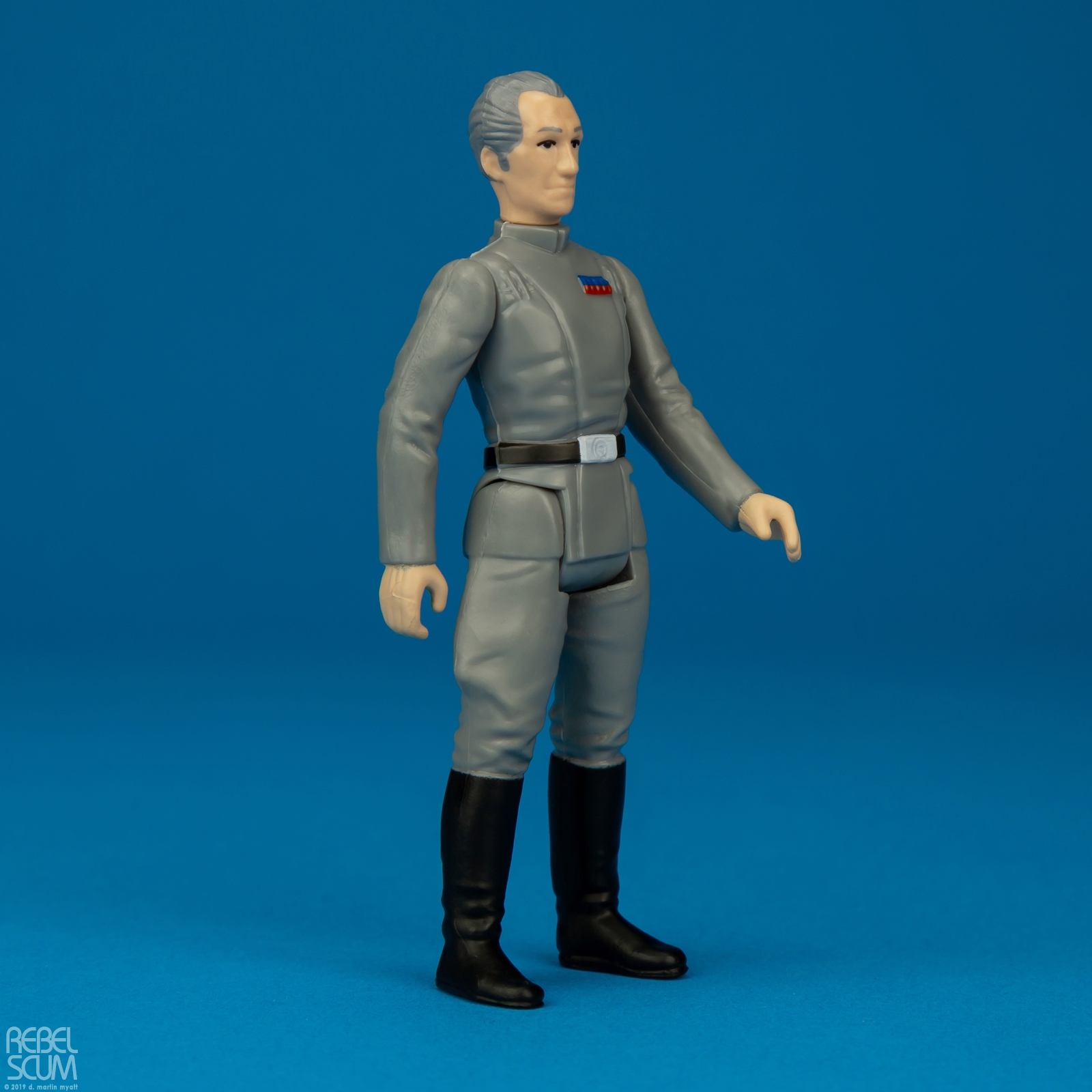 Escape-From-The-Death-Star-Grand-Moff-Tarkin-Hasbro-Retro-002.jpg