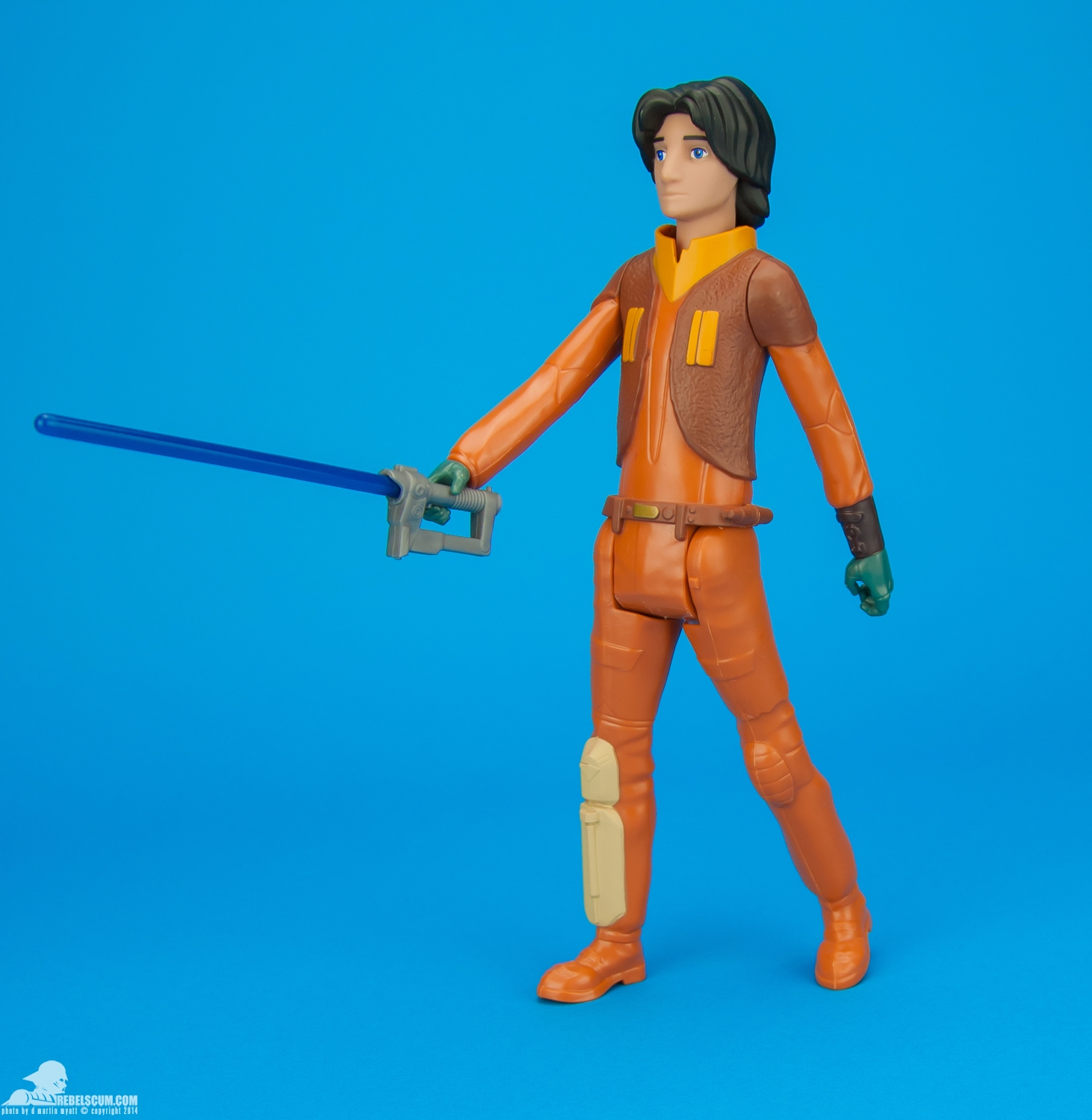 Ezra-Bridger-Star-Wars-Rebels-Hero-Series-Figure-006.jpg