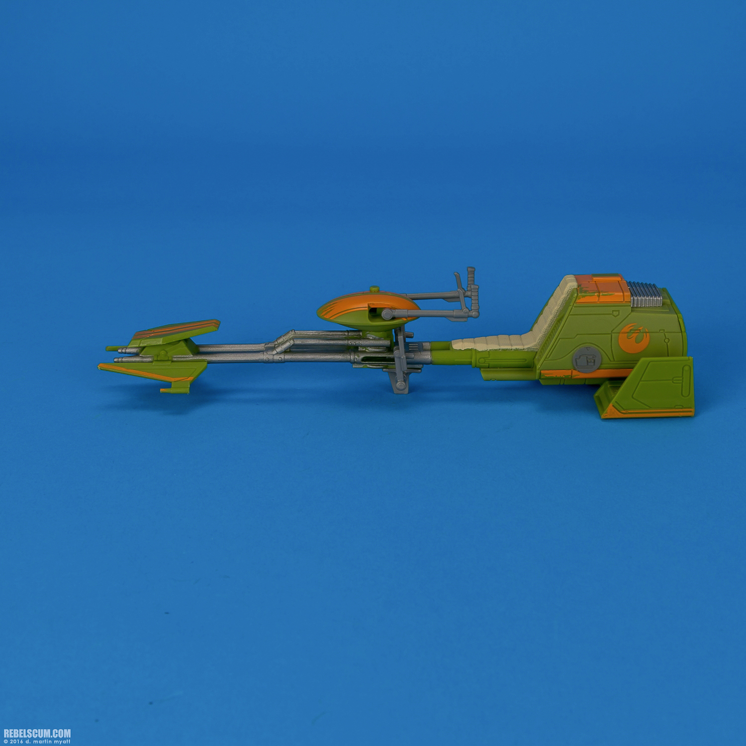 Ezra-Bridgers-Speeder-Rogue-One-Hasbro-B6113-B3716-008.jpg