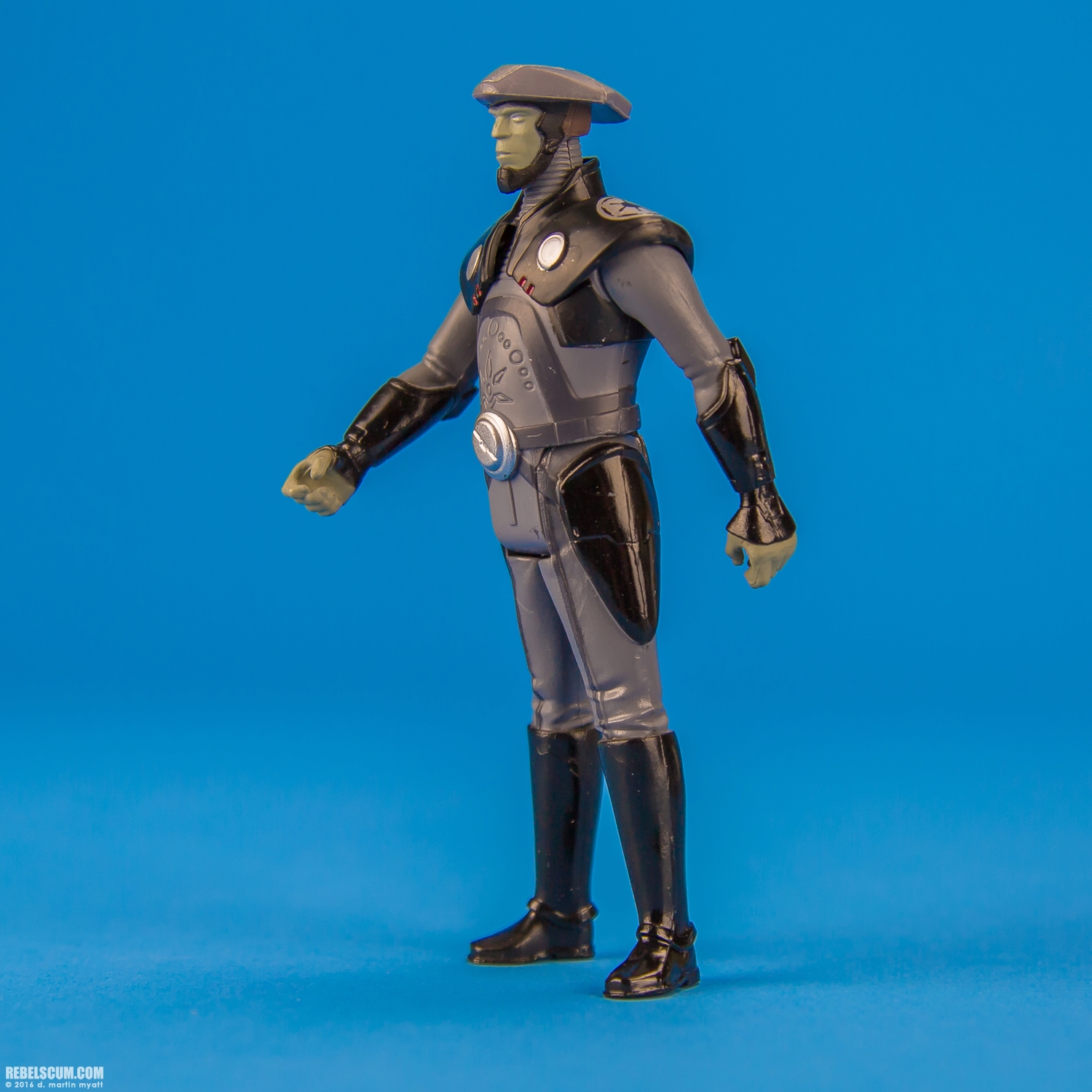 Fifth-Brother-Imperial-Inquisitor-The-Force-Awakens-Hasbro-003.jpg