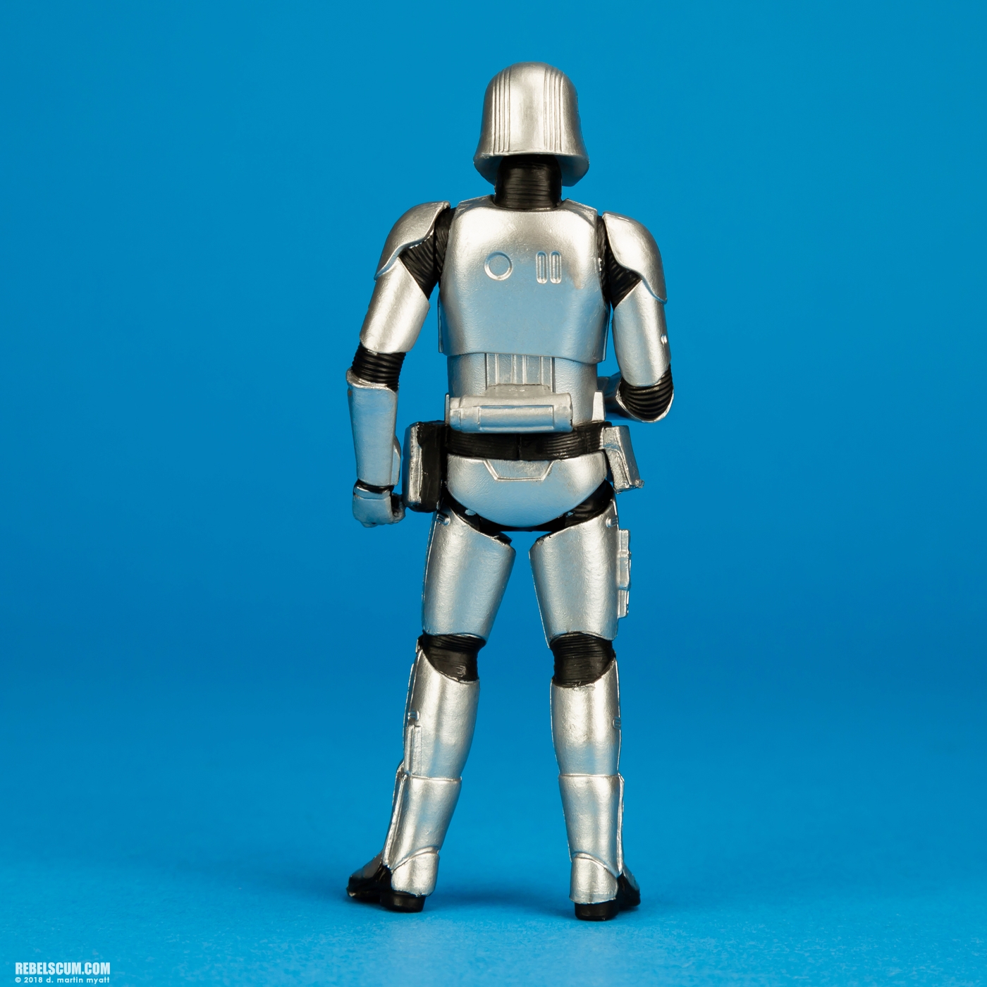 Finn-First-Order-Disguise-Captain-Phasma-Forcelink-Hasbro-008.jpg