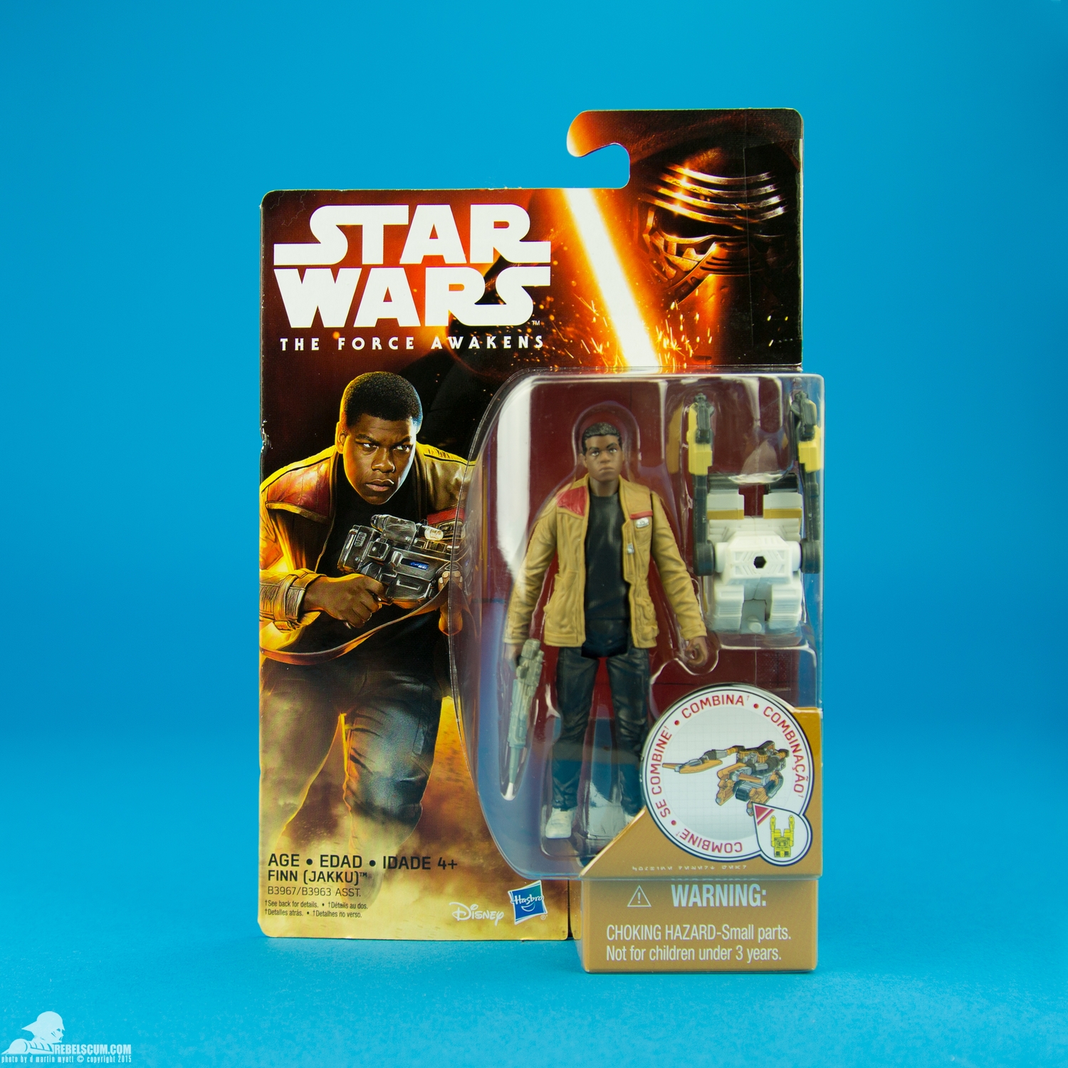 Finn-Jakku-Star-Wars-The-Force-Awakens-Hasbro-018.jpg