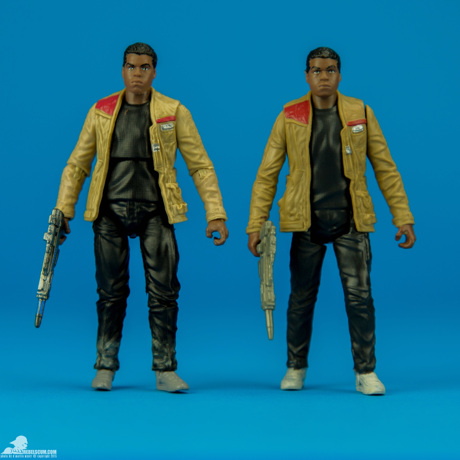 Finn-Jakku-The-Black-Series-Walmart-007.jpg