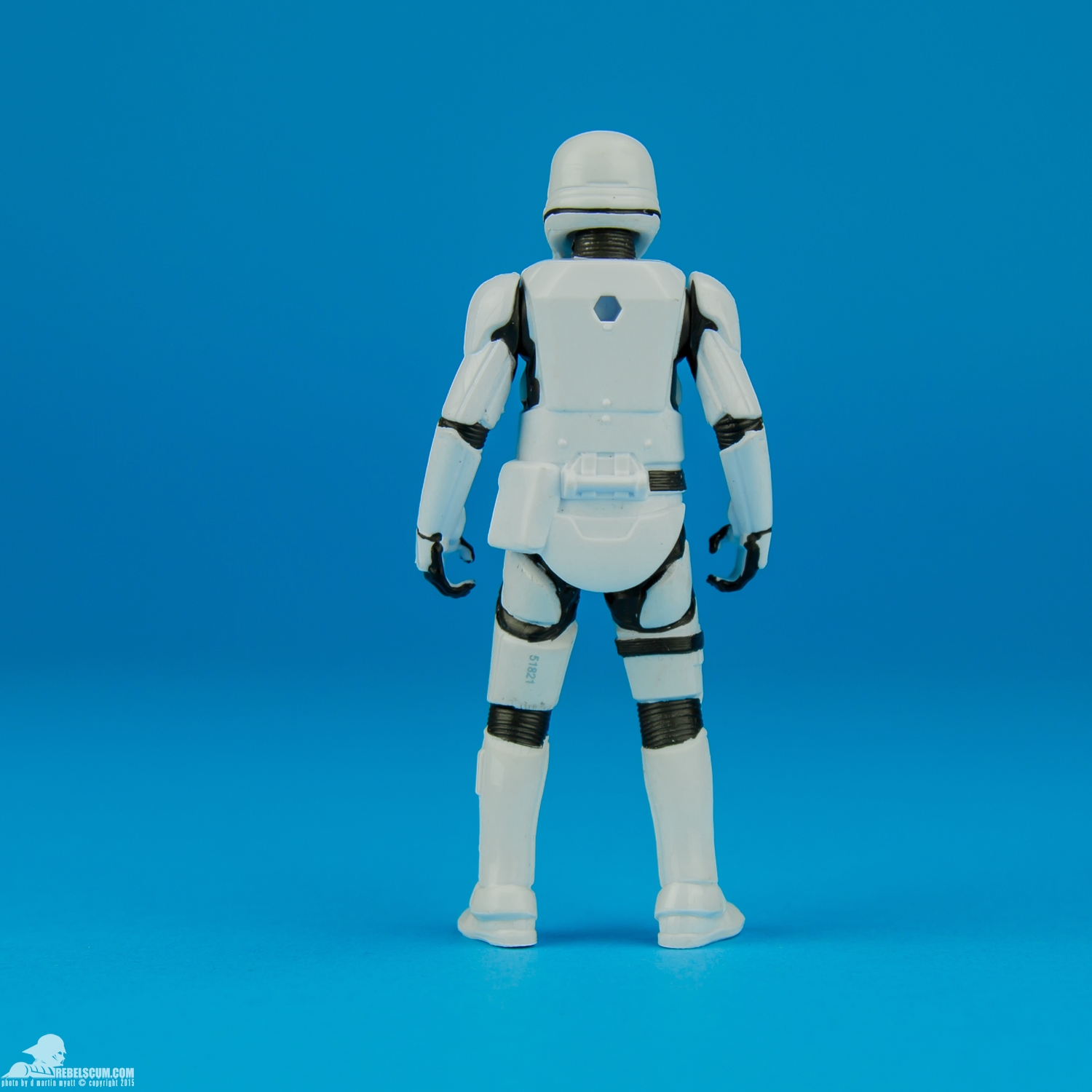 First-Order-Flametrooper-The-Force-Awakens-Hasbro-004.jpg