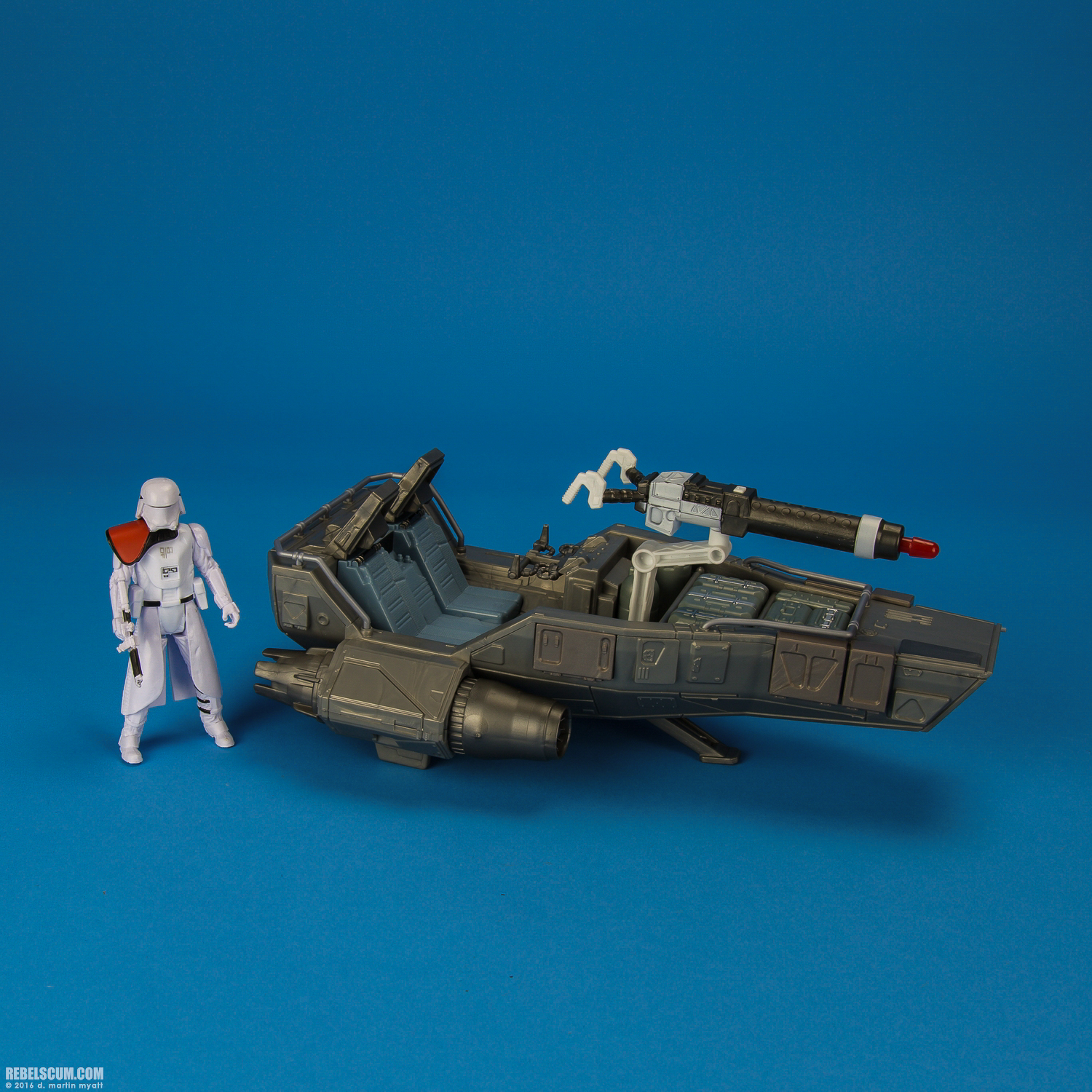 First-Order-Snowspeeder-Rogue-One-Star-Wars-Hasbro-013.jpg
