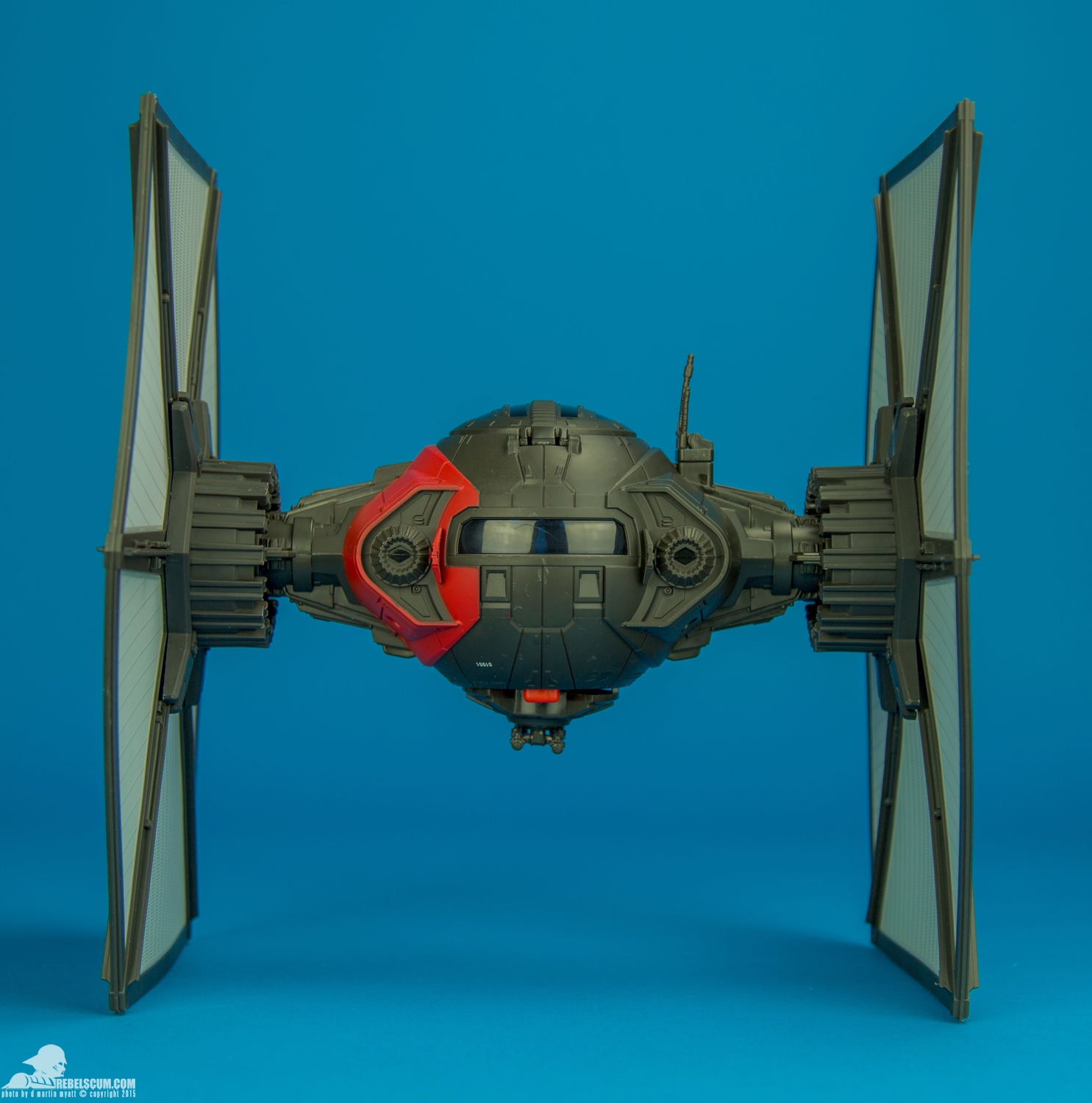 First-Order-Special-Forces-TIE-Fighter-The-Force-Awakens-004.jpg
