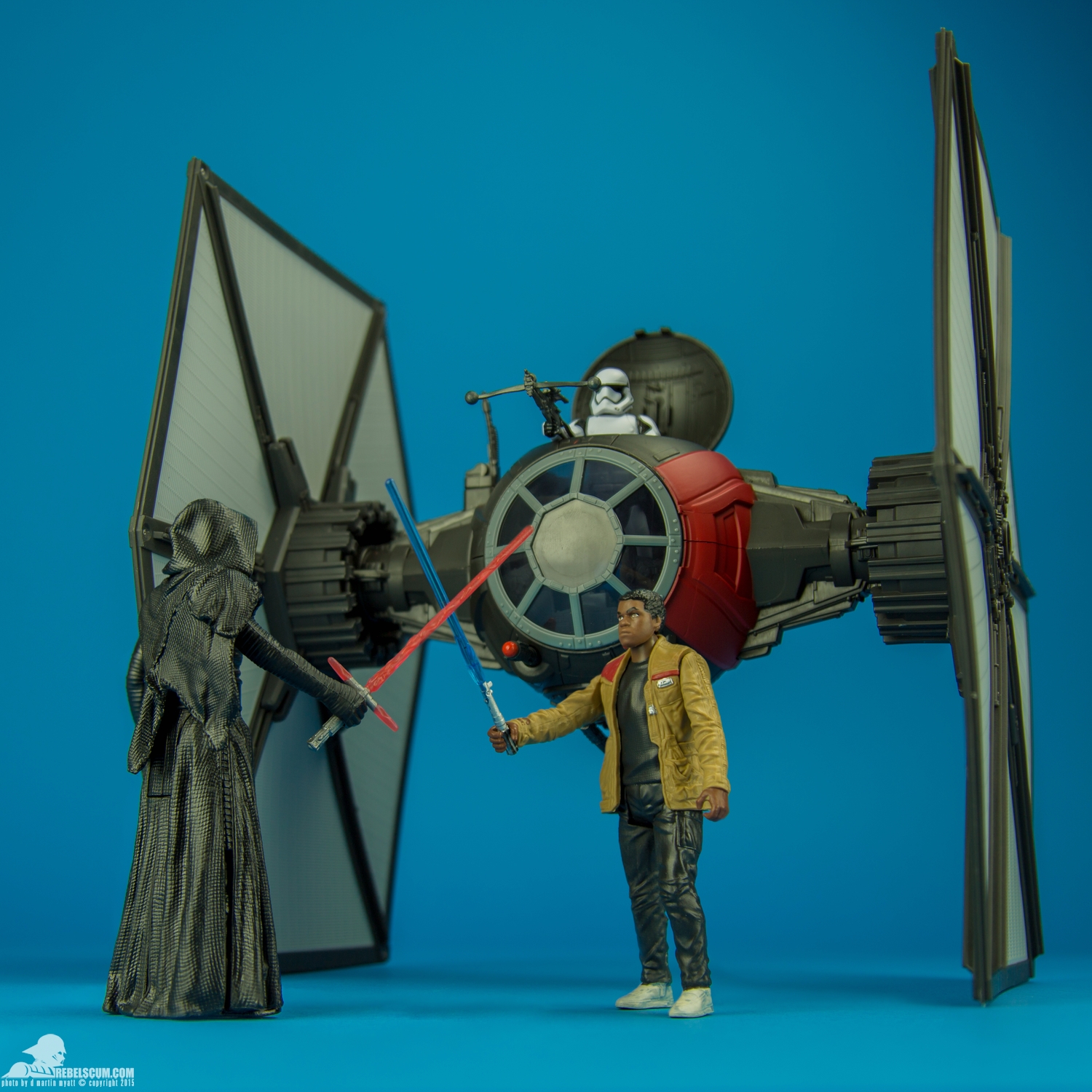 First-Order-Special-Forces-TIE-Fighter-The-Force-Awakens-026.jpg