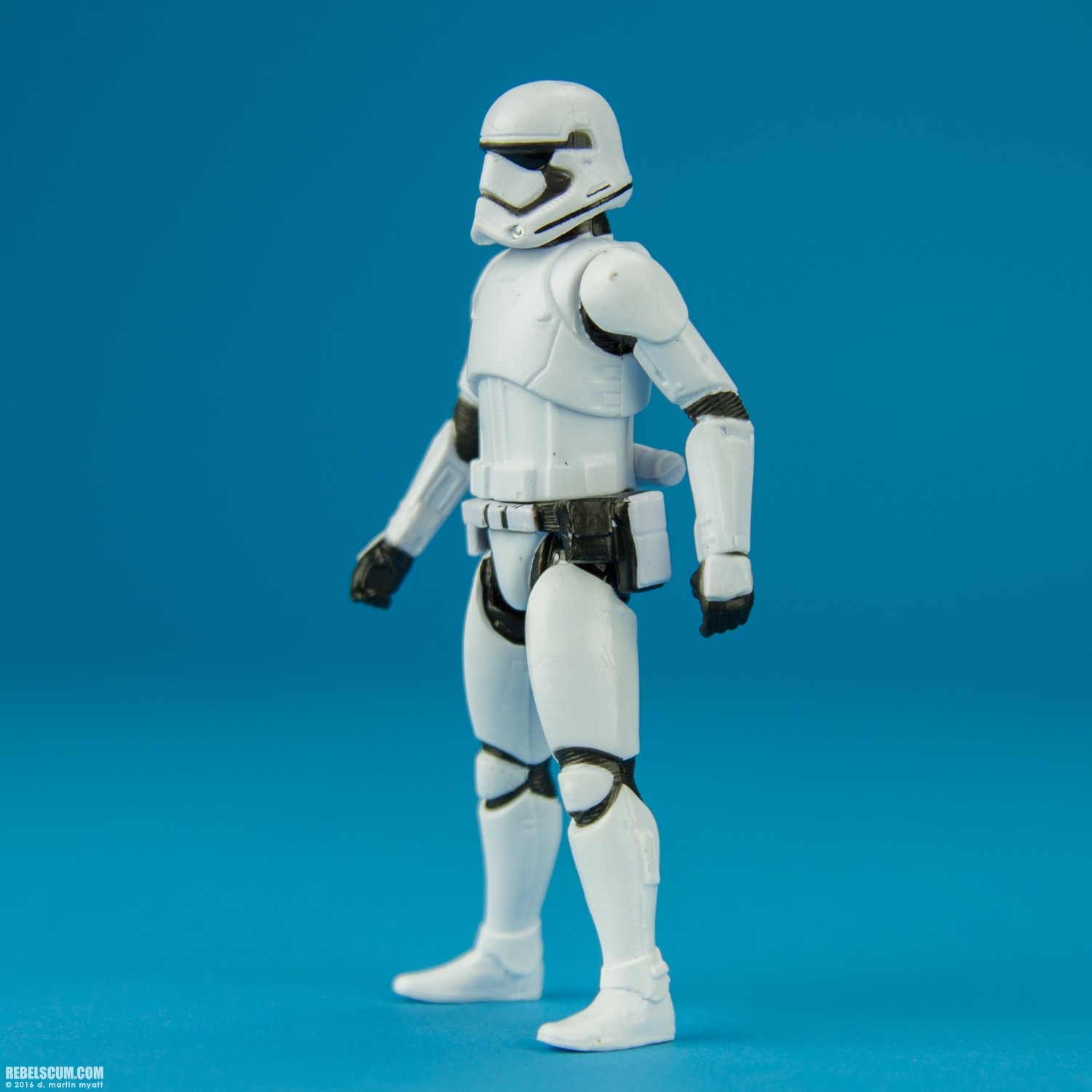 First-Order-Stormtrooper-Squad-Leader-The-Force-Awakens-007.jpg