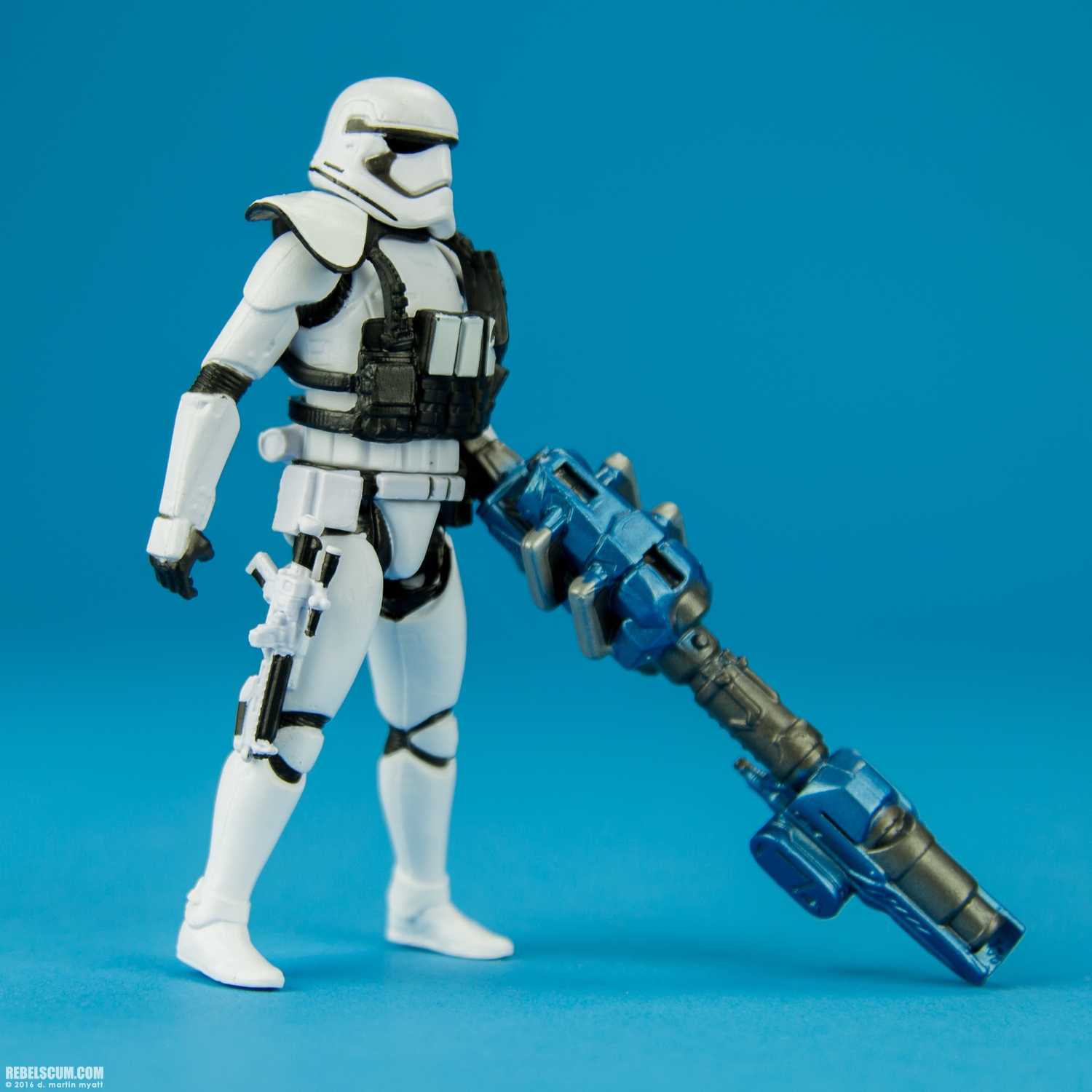 First-Order-Stormtrooper-Squad-Leader-The-Force-Awakens-011.jpg