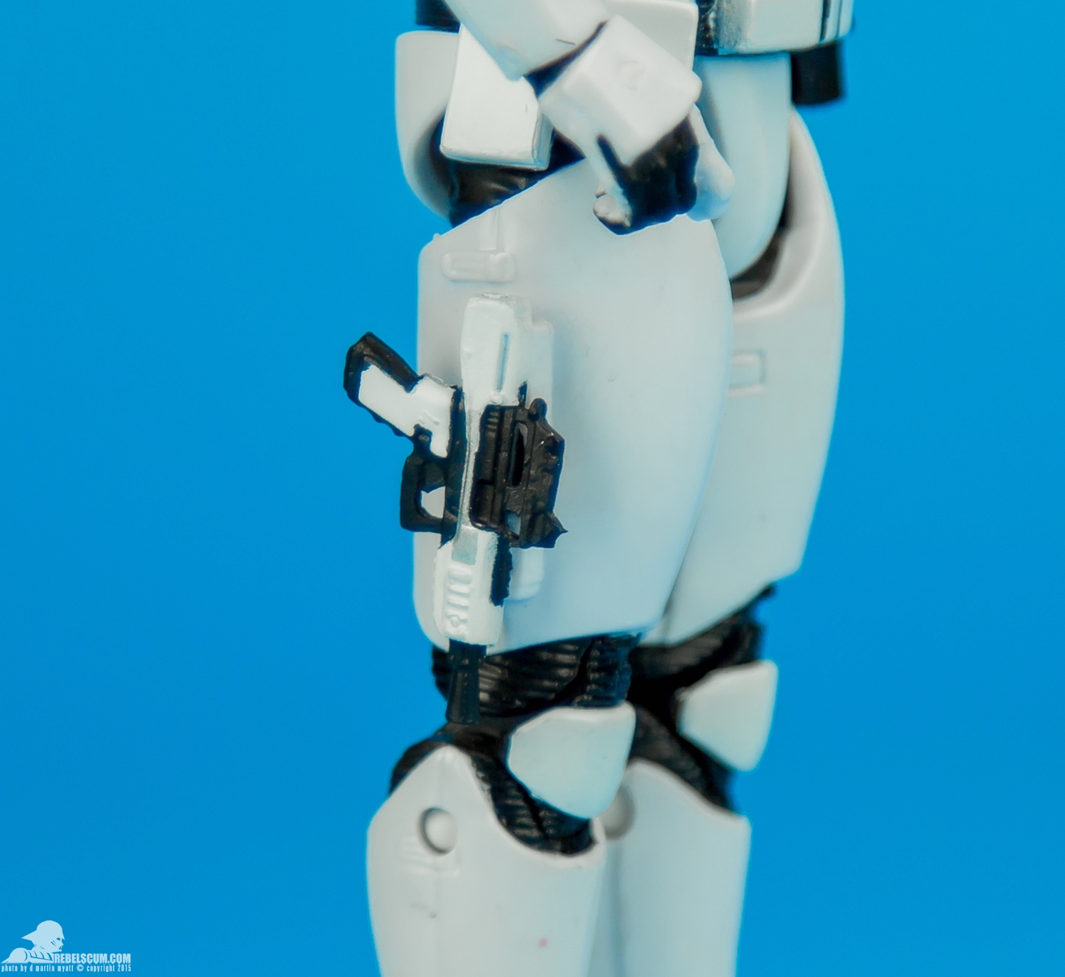 First-Order-Stormtrooper-The-Black-Series-6-inch-Star-Wars-SDCC-008.jpg
