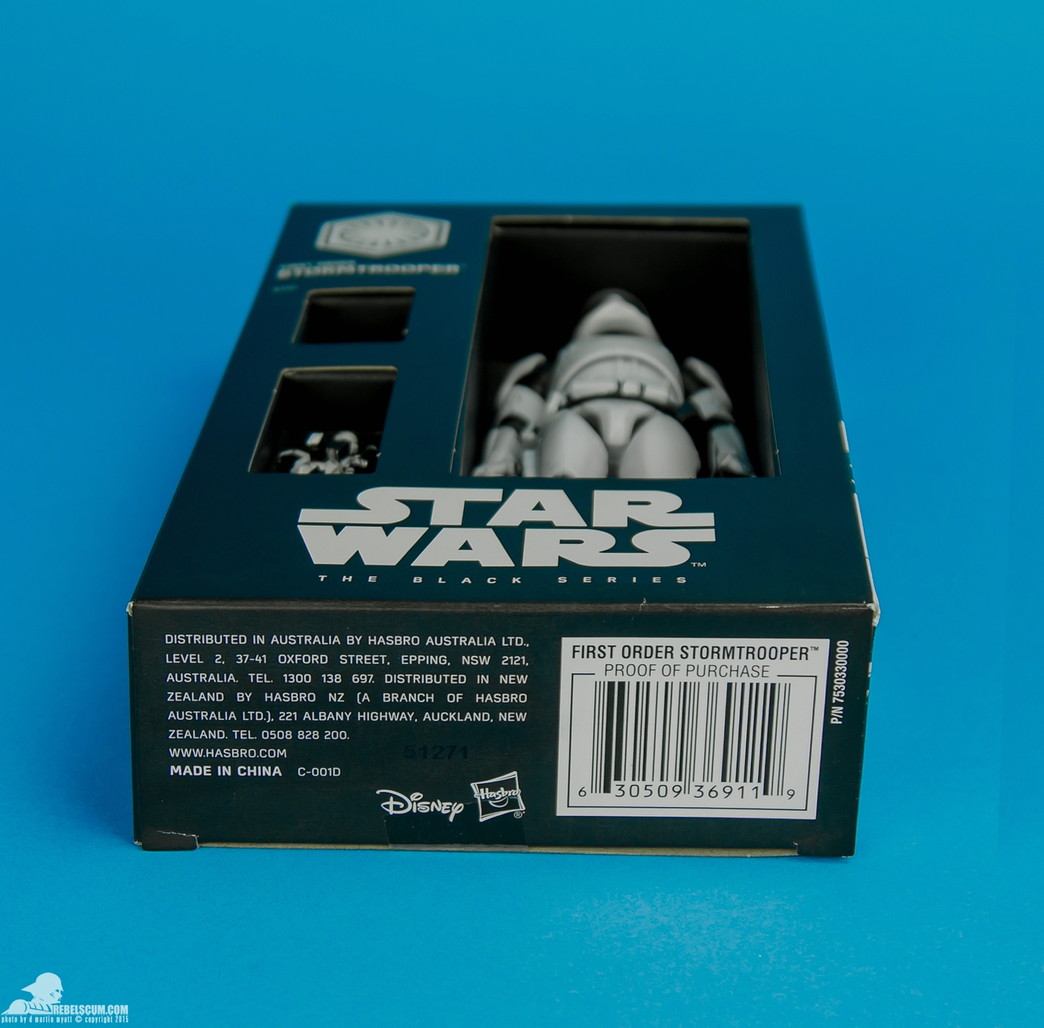 First-Order-Stormtrooper-The-Black-Series-6-inch-Star-Wars-SDCC-045.jpg