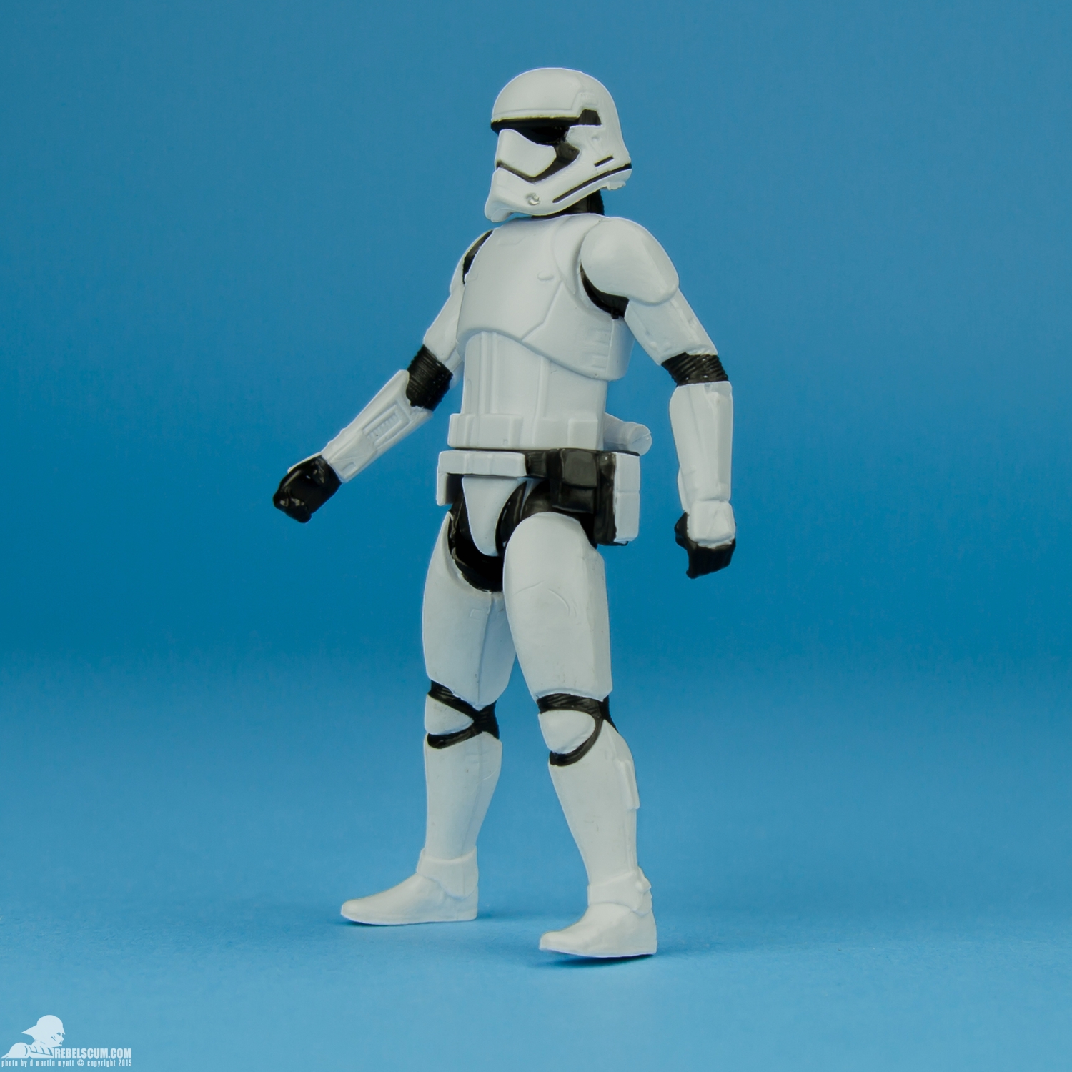 First-Order-Stormtrooper-The-Force-Awakens-Hasbro-003.jpg
