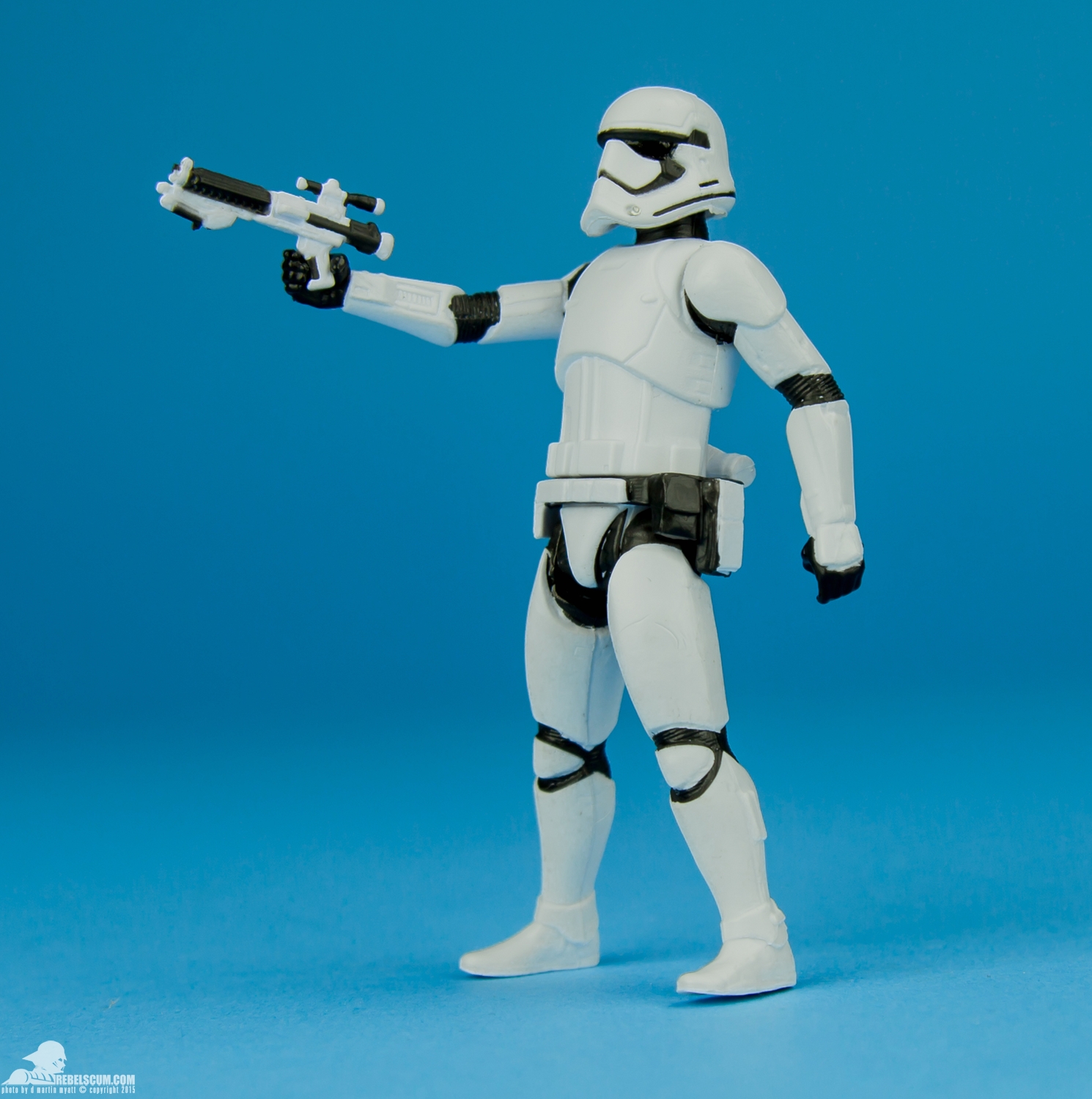 First-Order-Stormtrooper-The-Force-Awakens-Hasbro-008.jpg