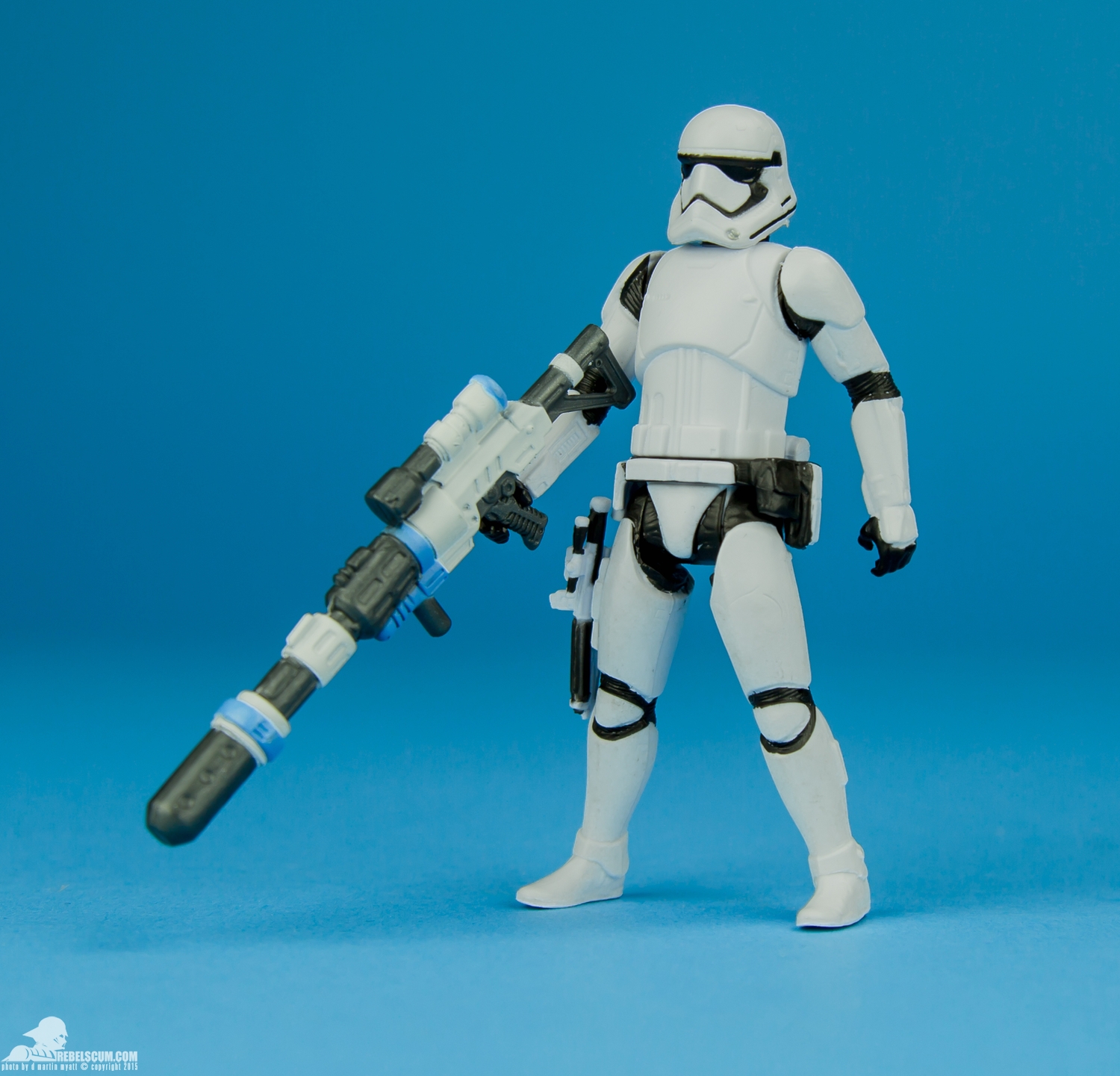 First-Order-Stormtrooper-The-Force-Awakens-Hasbro-010.jpg