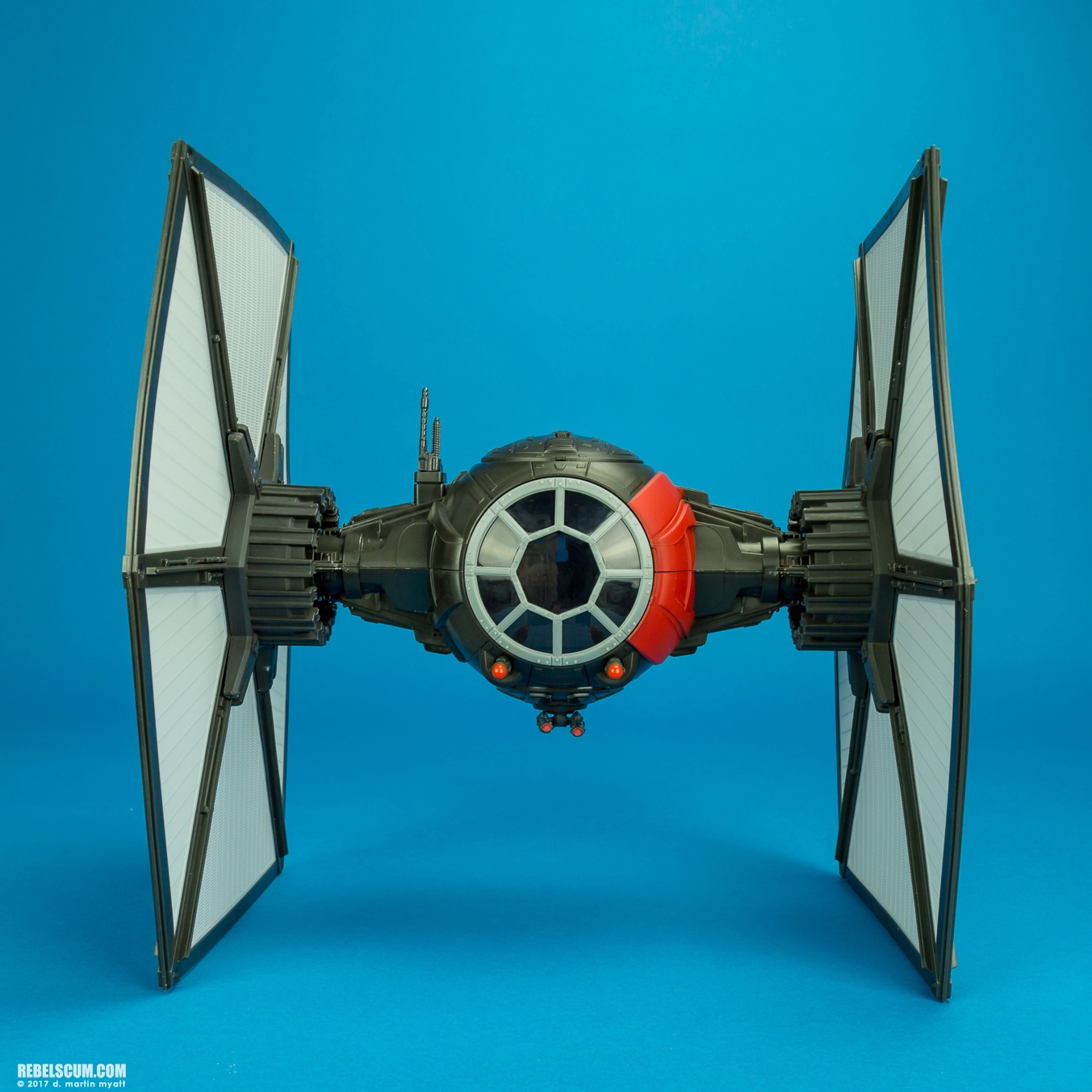 First-Order-TIE-Fighter-C3224-Star-Wars-Universe-005.jpg