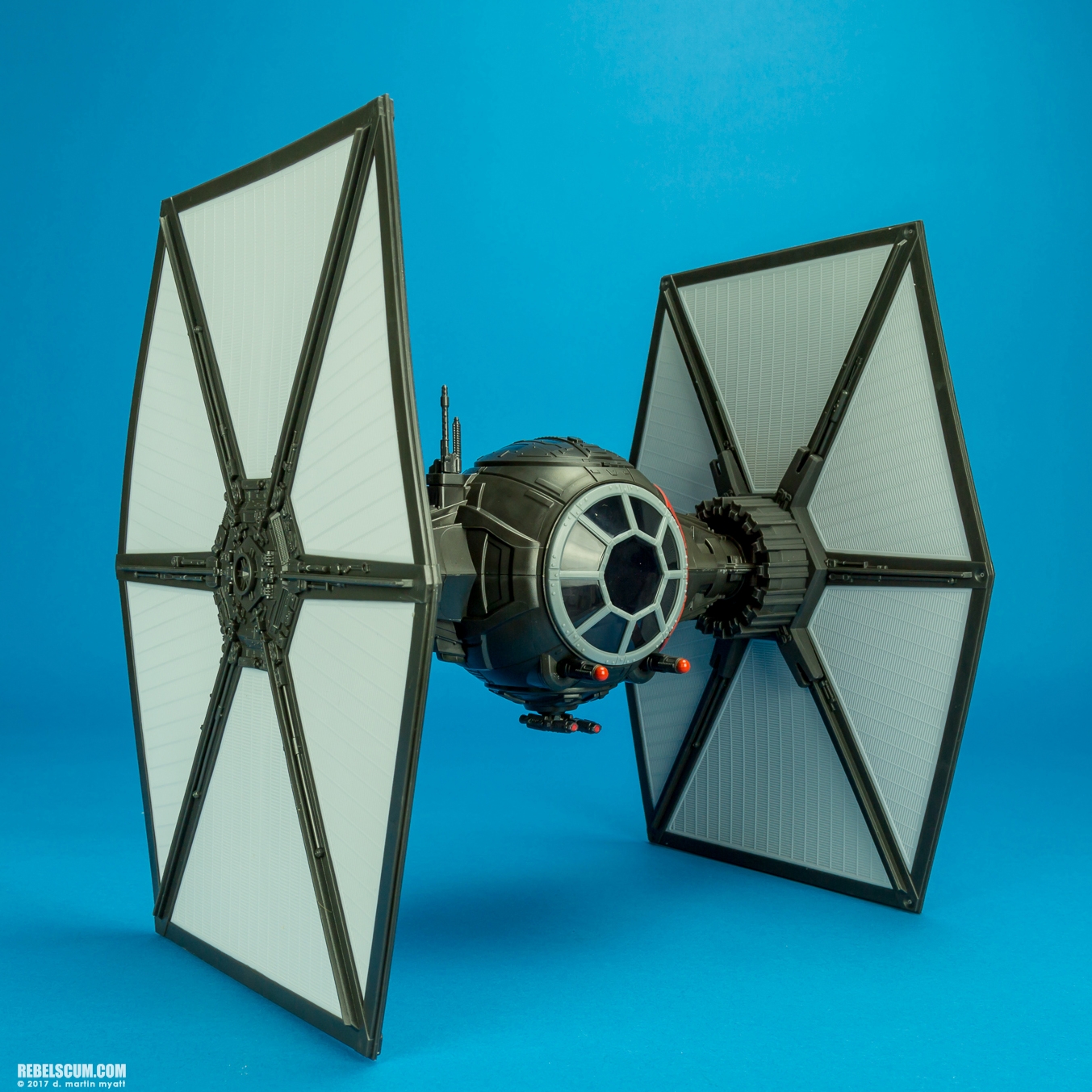 First-Order-TIE-Fighter-C3224-Star-Wars-Universe-006.jpg