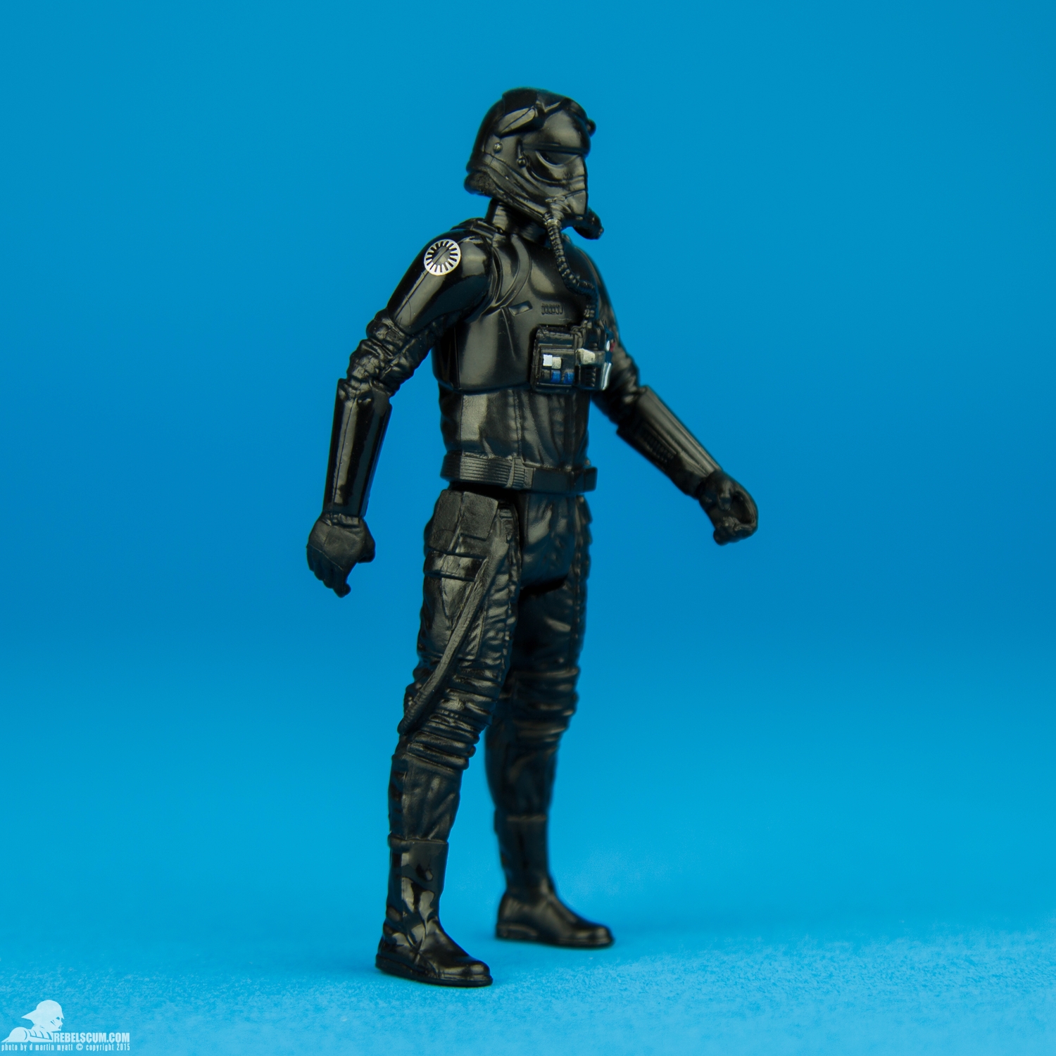 First-Order-TIE-Fighter-Pilot-The-Force-Awakens-002.jpg