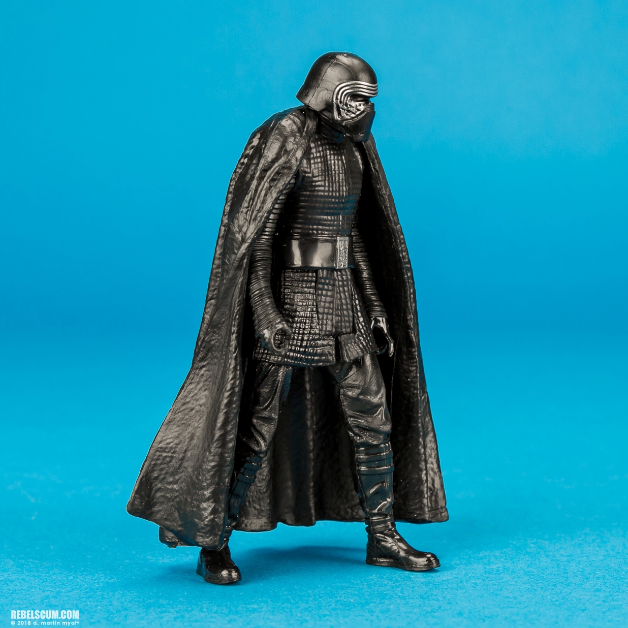 Force-Link-Starter-Set-The-Last-Jedi-Kylo-Ren-Hasbro-002.jpg