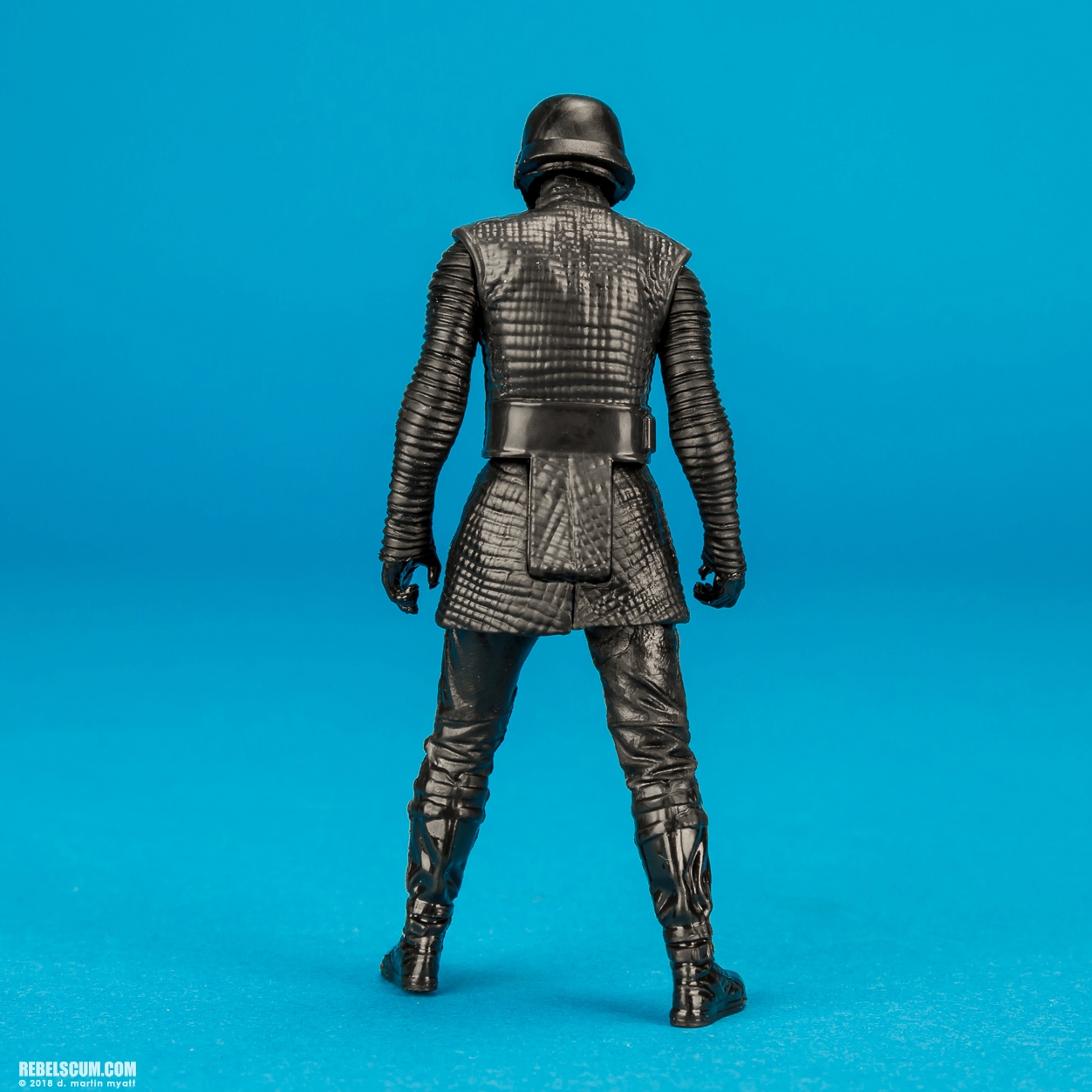 Force-Link-Starter-Set-The-Last-Jedi-Kylo-Ren-Hasbro-008.jpg