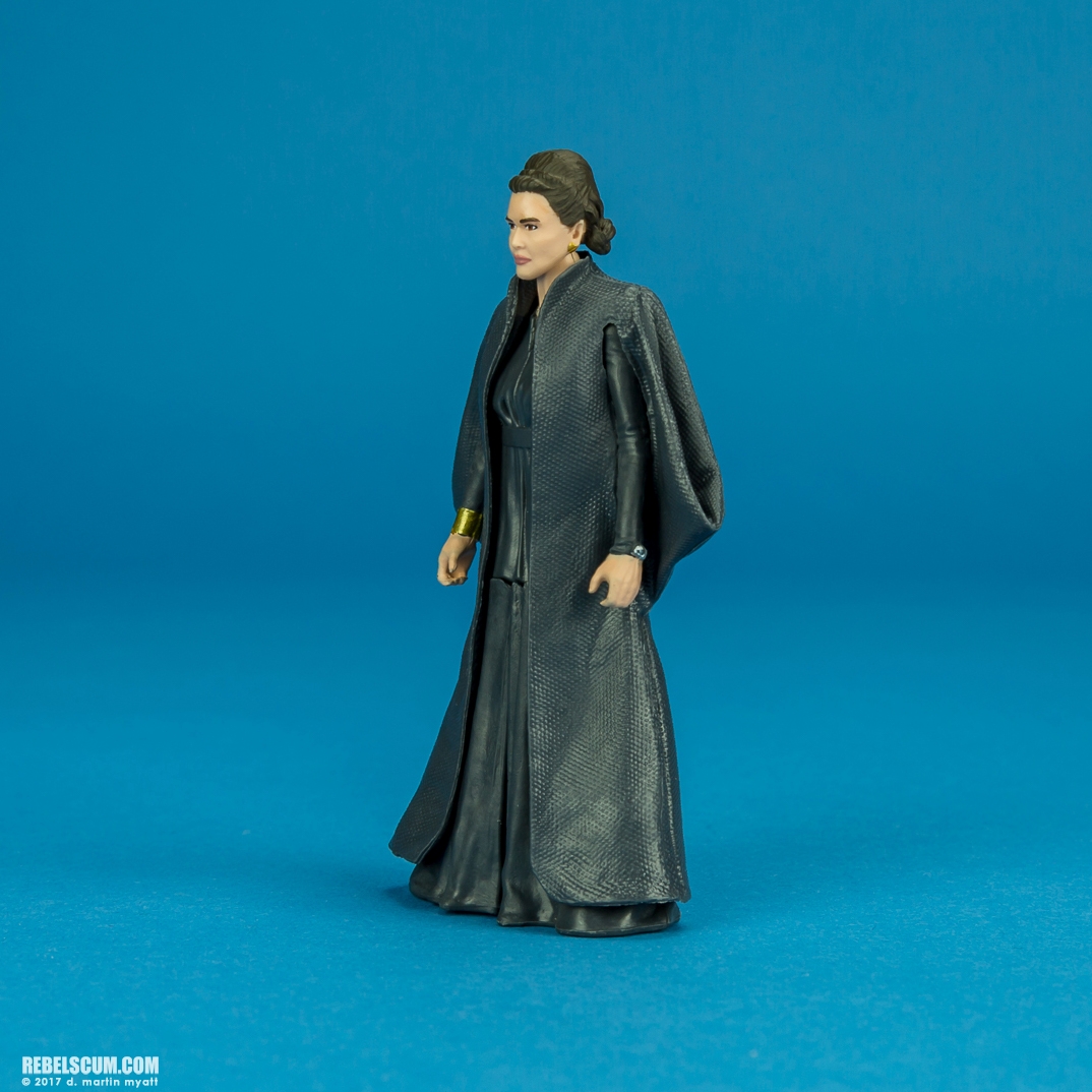 General-Leia-Organa-The-Last-Jedi-Universe-Hasbro-003.jpg