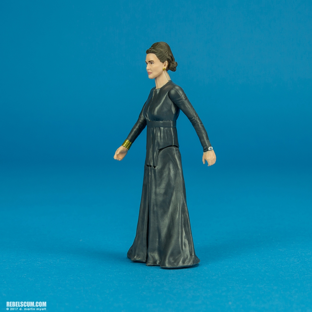 General-Leia-Organa-The-Last-Jedi-Universe-Hasbro-007.jpg