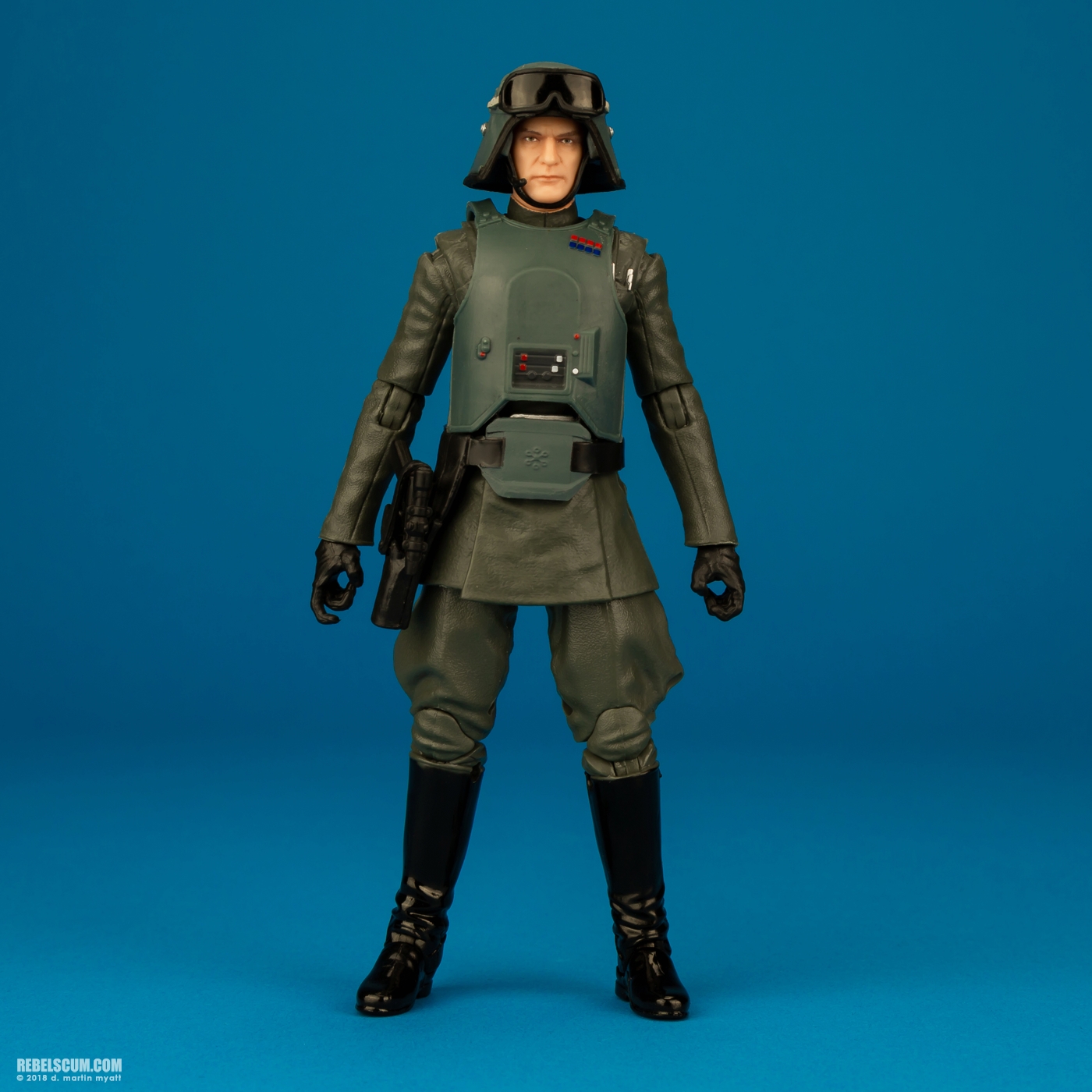 General-Veers-E2800-Star-Wars-The-Black-Series-6-inch-005.jpg