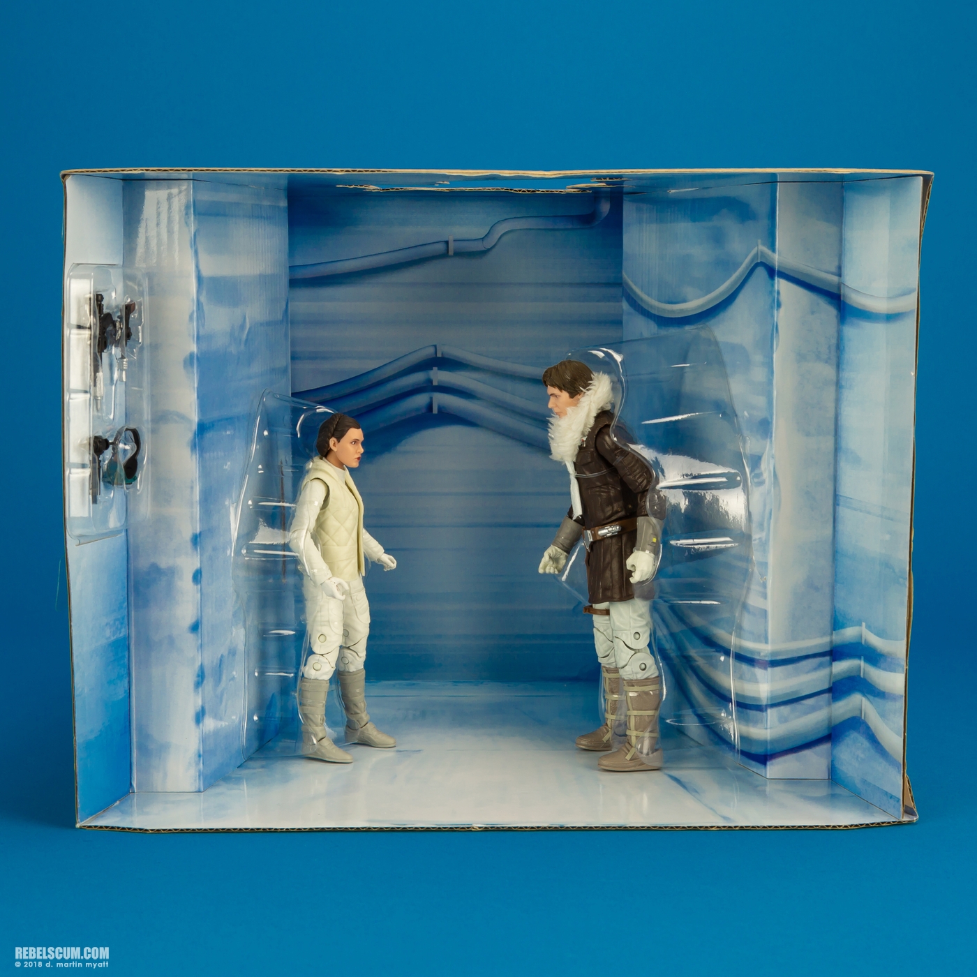 Han-Solo-Princess-Leia-Organa-Hoth-The-Black-Series-032.jpg