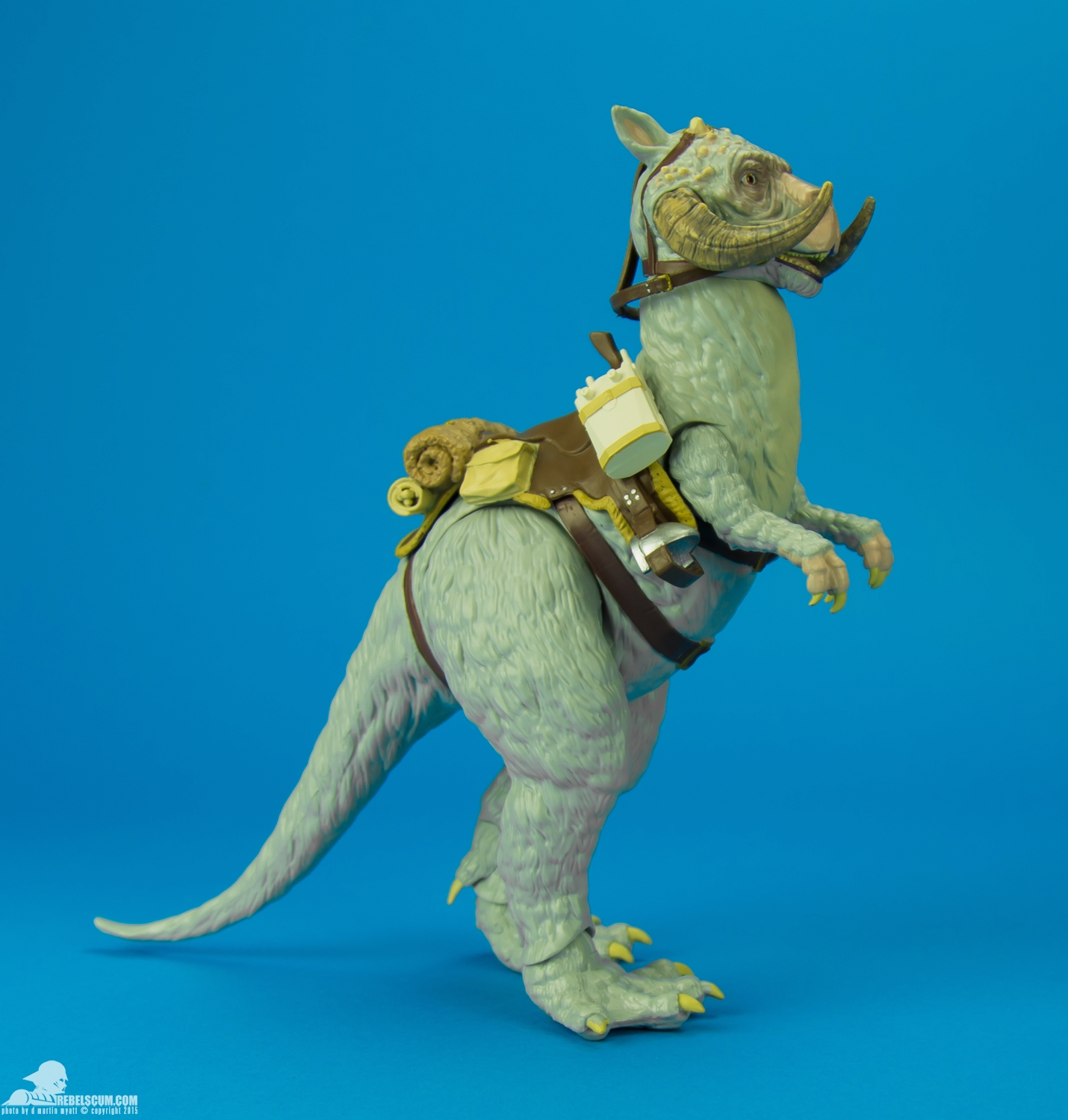 Han-Solo-and-Tauntaun-6-inch-The-Black-Series-010.jpg