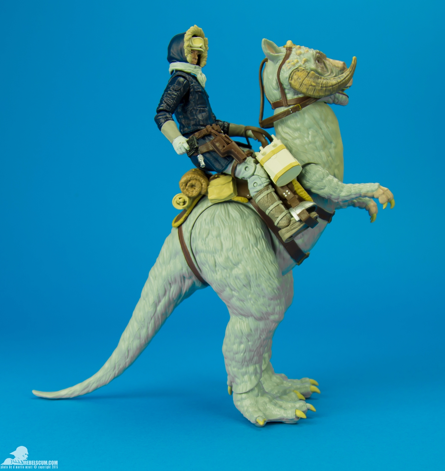 Han-Solo-and-Tauntaun-6-inch-The-Black-Series-014.jpg