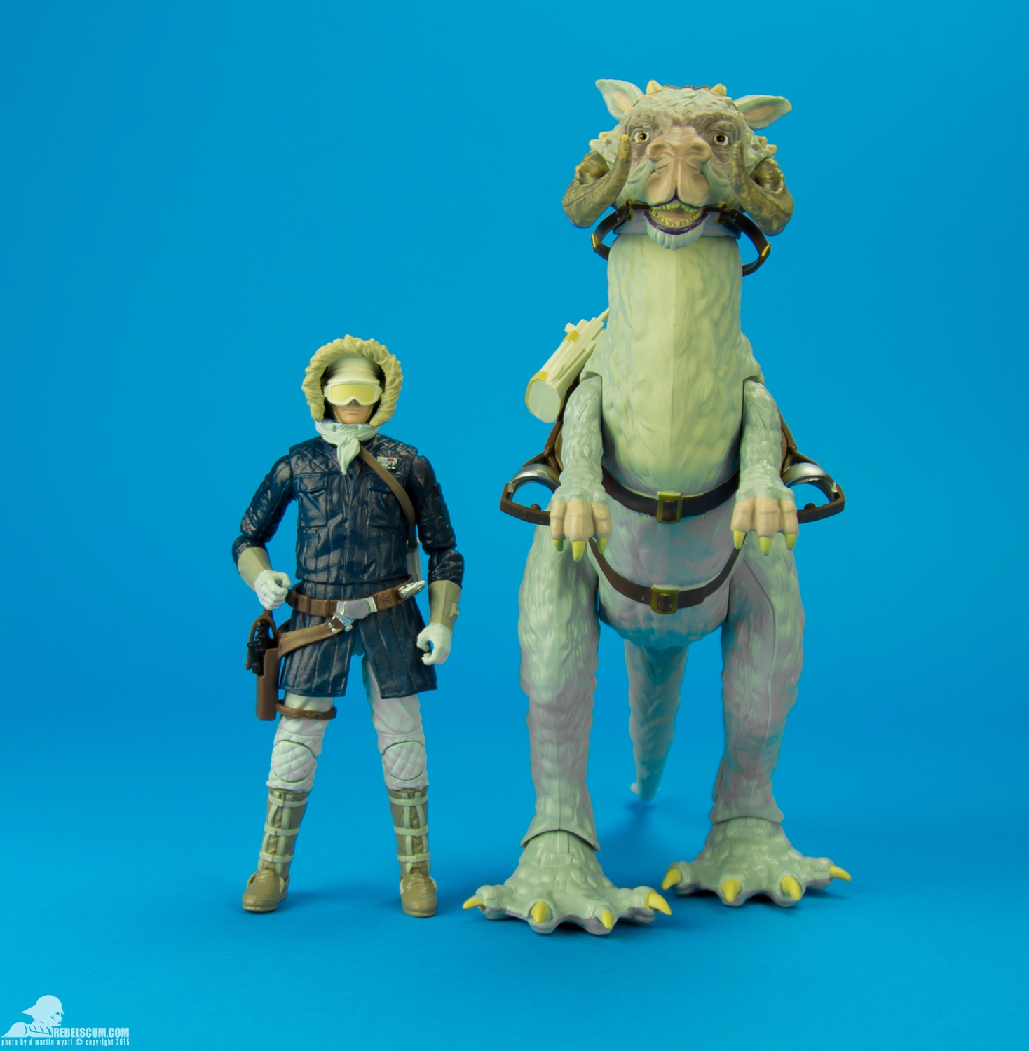 Han-Solo-and-Tauntaun-6-inch-The-Black-Series-018.jpg