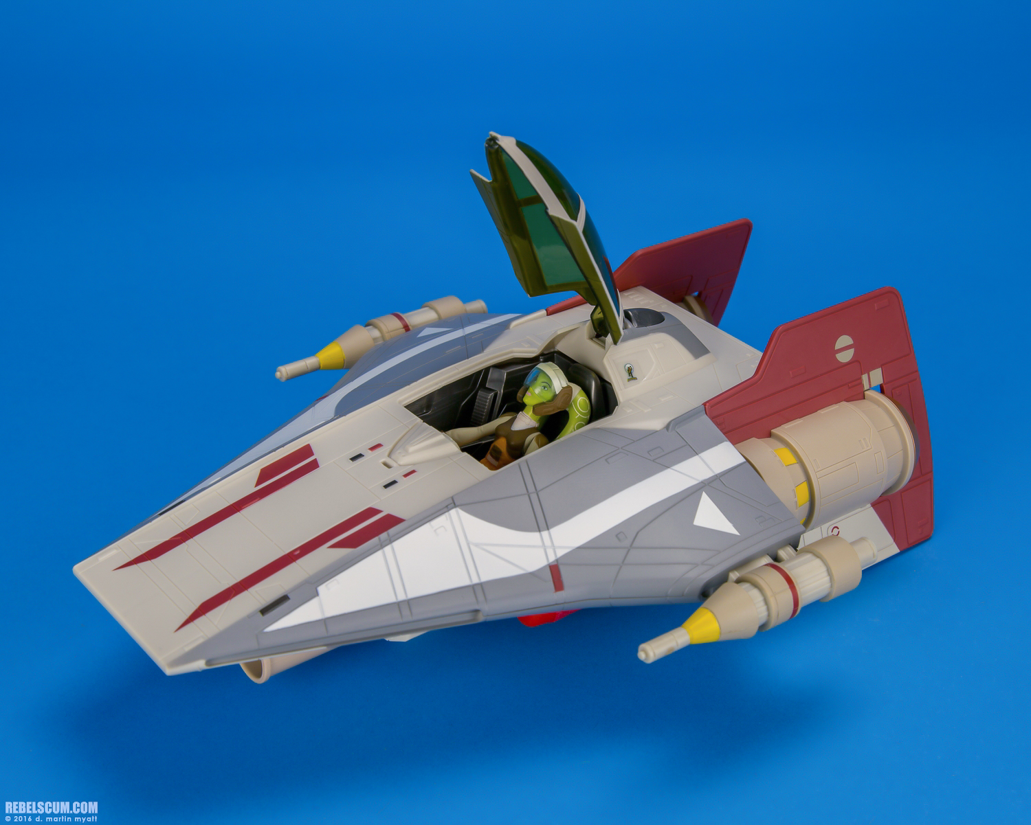 Hera-Syndullas-A-Wing-Class-II-vehicle-Rogue-One-023.jpg