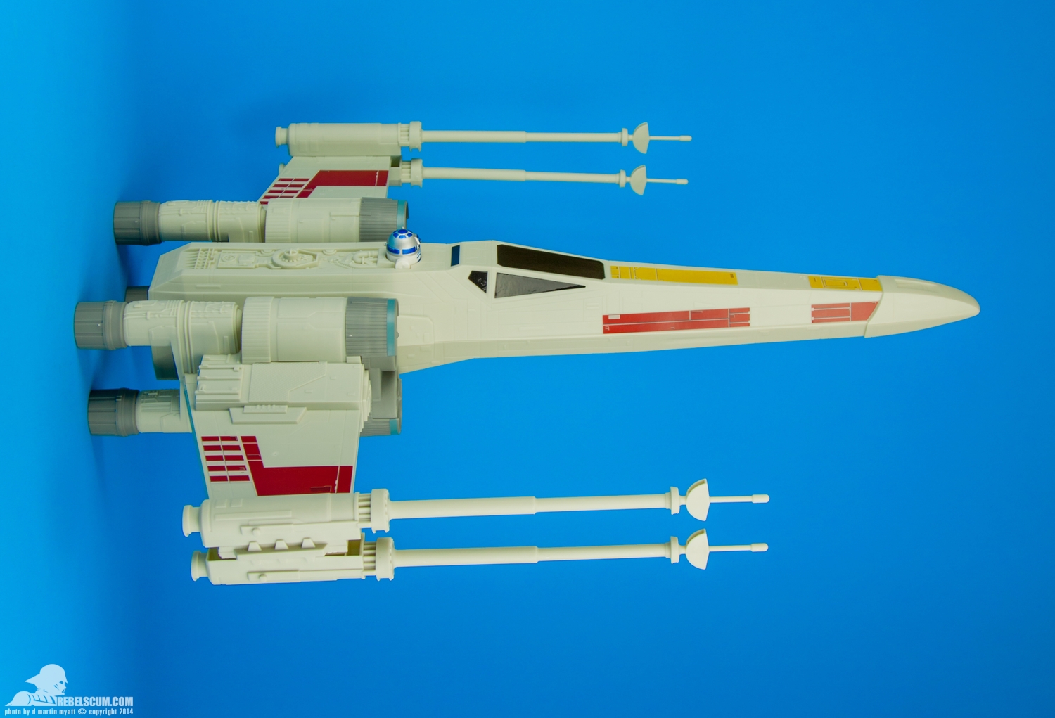 Hero-Series-X-Wing-Fighter-Star-Wars-Hasbro-003.jpg