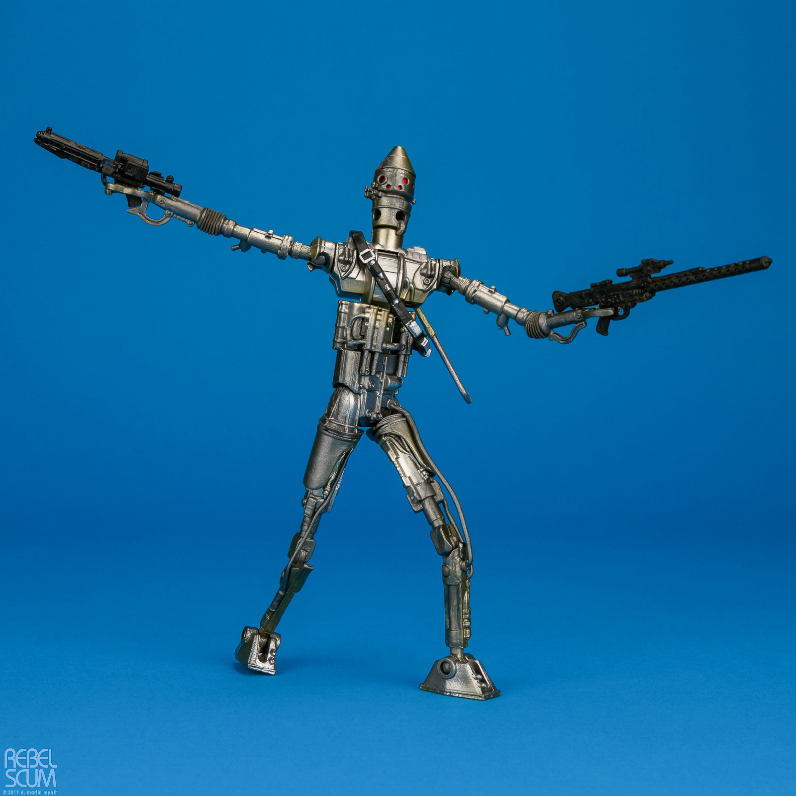 IG-88-The-Black-Series-Archive-Star-Wars-Hasbro-011.jpg