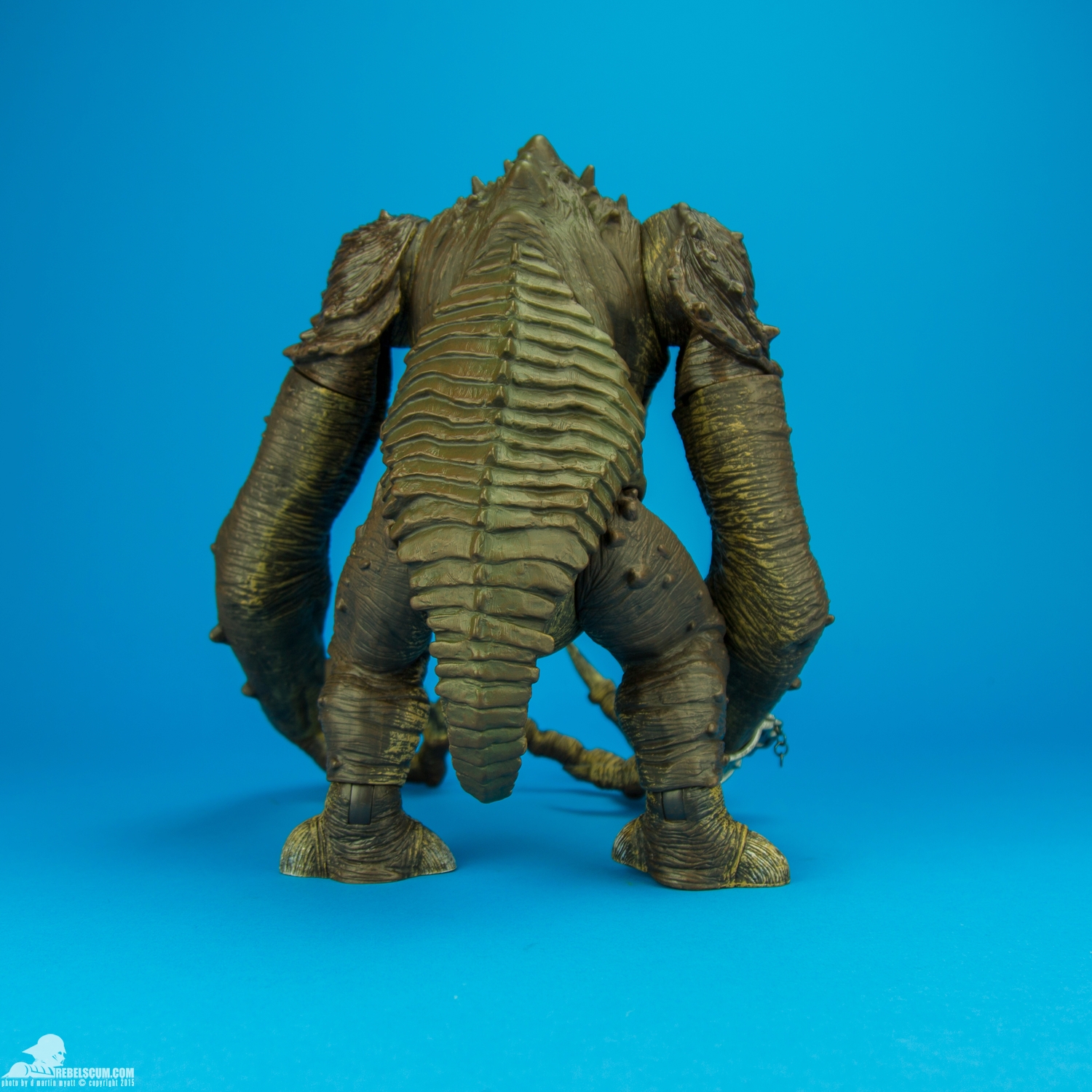 Jabbas-Rancor-Pit-The-Black-Series-Toys-R-Us-Hasbro-054.jpg