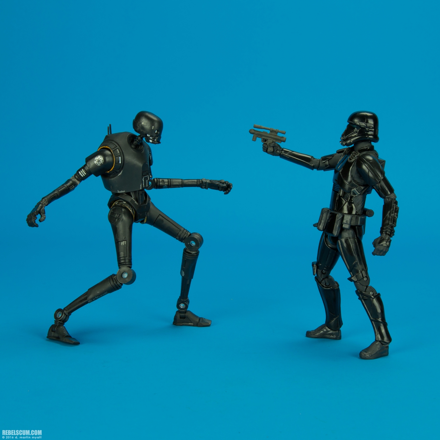 K-2SO-24-The-Black-Series-6-inch-Hasbro-Star-Wars-005.jpg