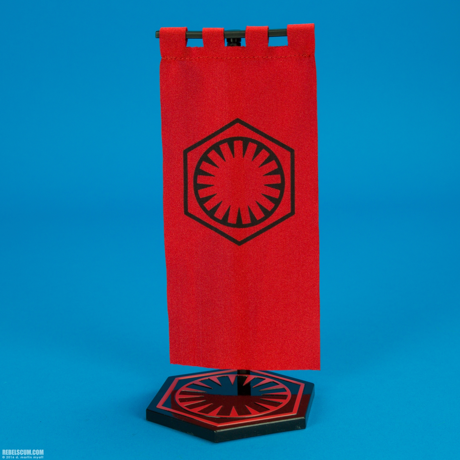 Kylo-Ren-6-inch-The-Black-Series-SDCC-Celebration-Europe-016.jpg