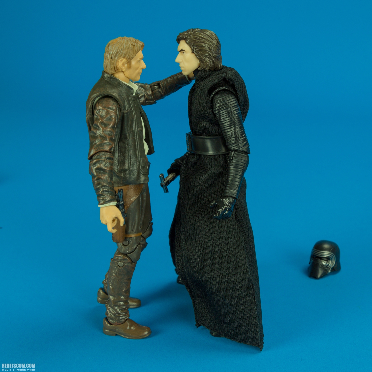 Kylo-Ren-6-inch-The-Black-Series-SDCC-Celebration-Europe-020.jpg