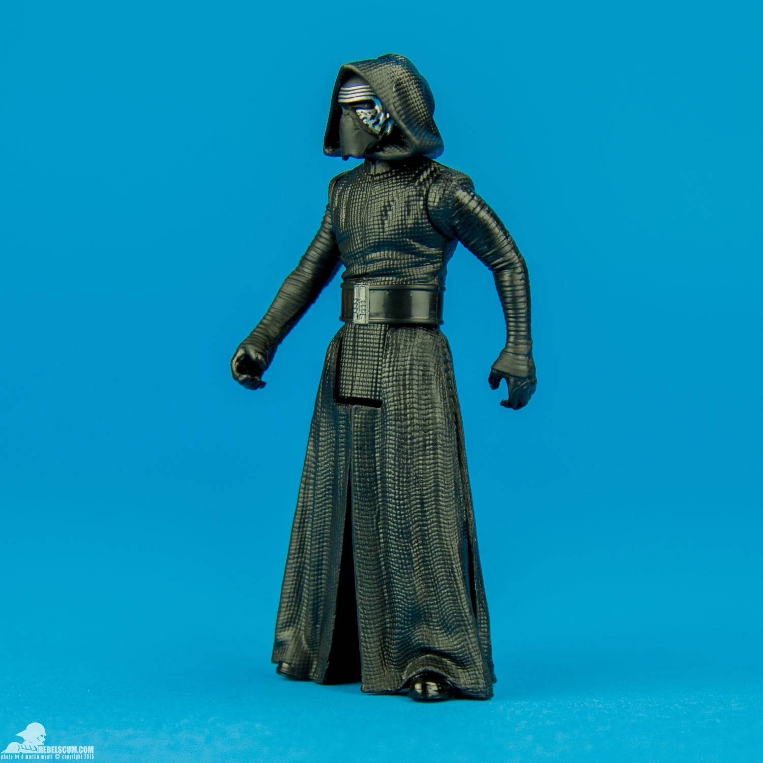 Kylo-Ren-Star-Wars-The-Force-Awakens-Hasbro-007.jpg