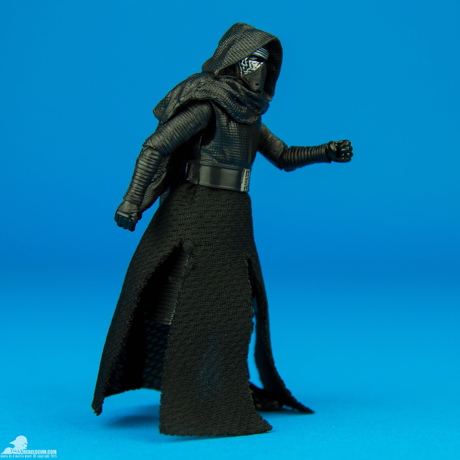 Kylo-Ren-The-Black-Series-Hasbro-Walmart-002.jpg