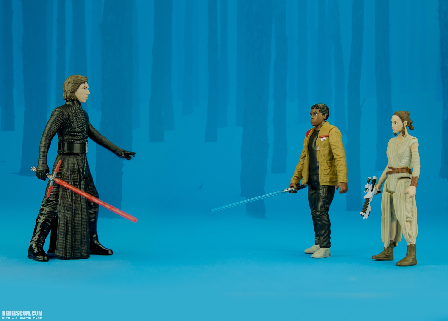 Kylo-Ren-unmasked-The-Force-Awakens-2016-Hasbro-013.jpg