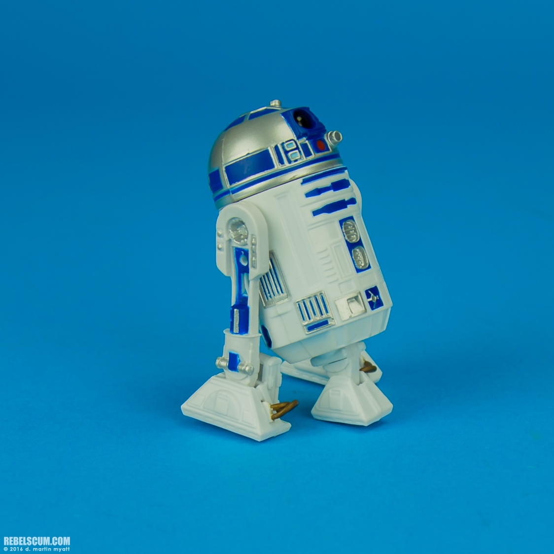 Legacy-Collection-2015-Build-A-Droid-R2-D2-002.jpg