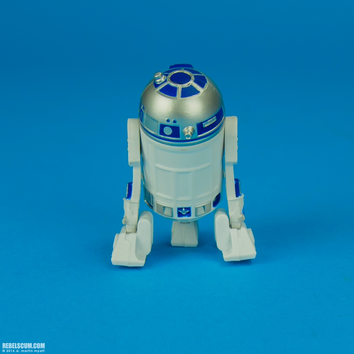 Legacy-Collection-2015-Build-A-Droid-R2-D2-004.jpg