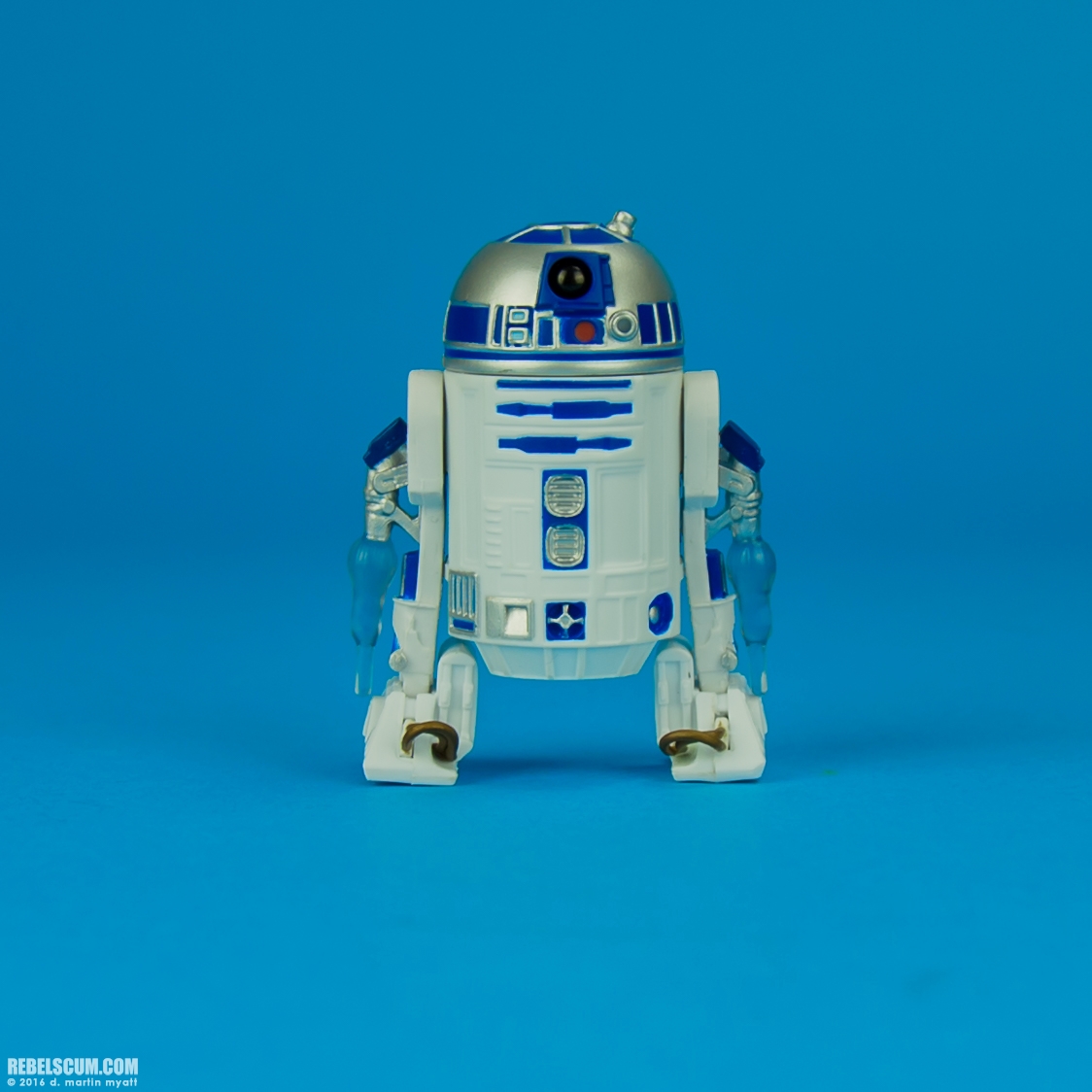Legacy-Collection-2015-Build-A-Droid-R2-D2-005.jpg