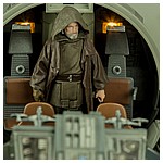 Luke-Skywalker-Jedi-Exile-The-Last-Jedi-Universe-Hasbro-016.jpg