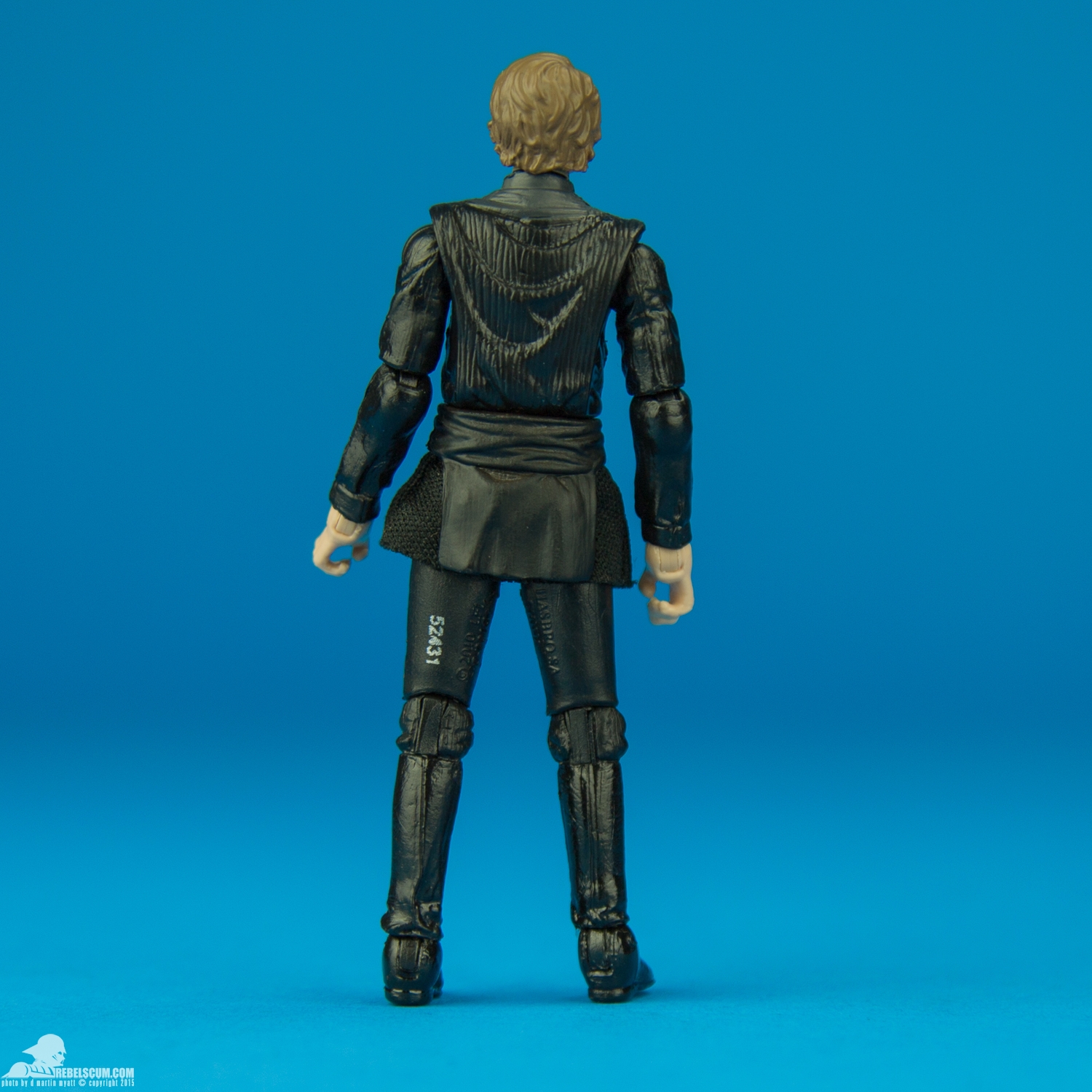 Luke-Skywalker-The-Black-Series-Walmart-004.jpg