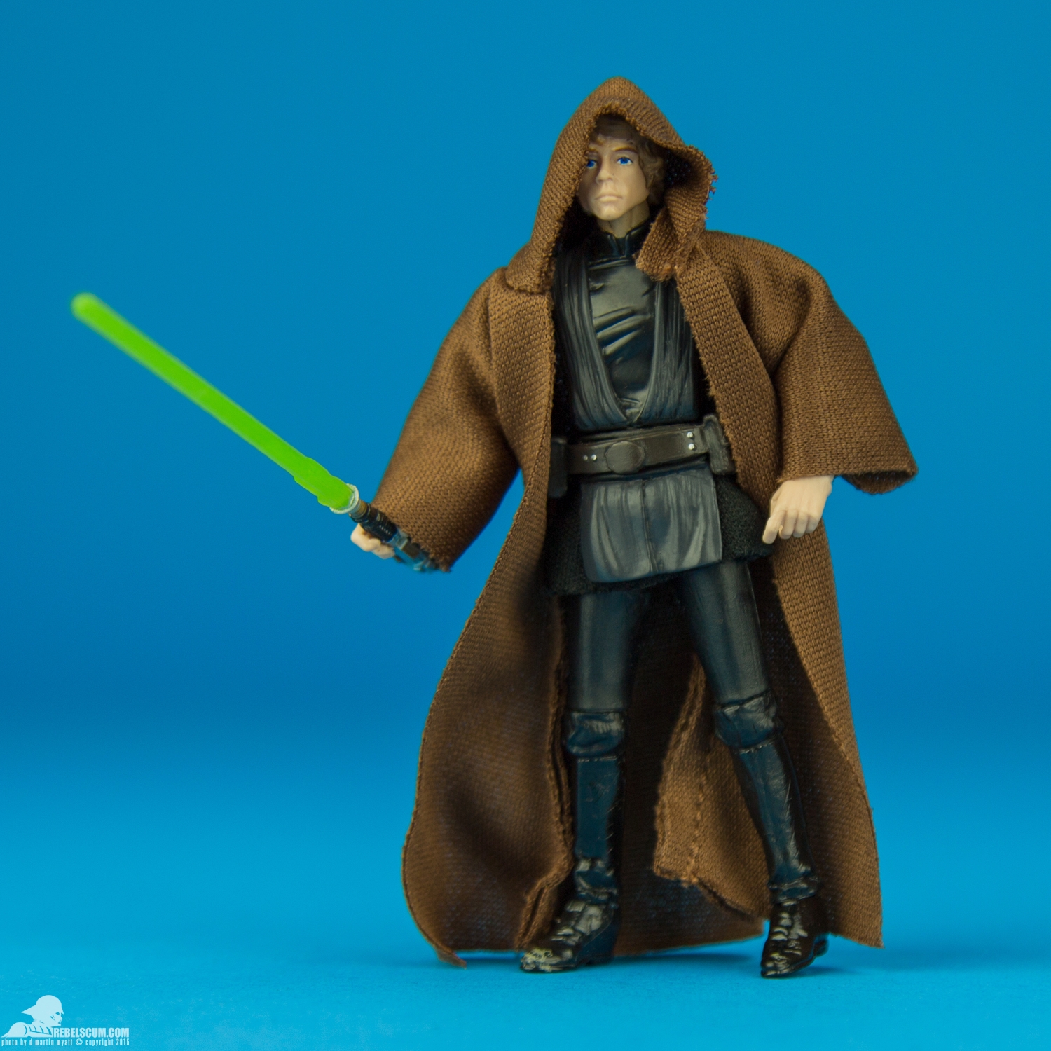 Luke-Skywalker-The-Black-Series-Walmart-006.jpg