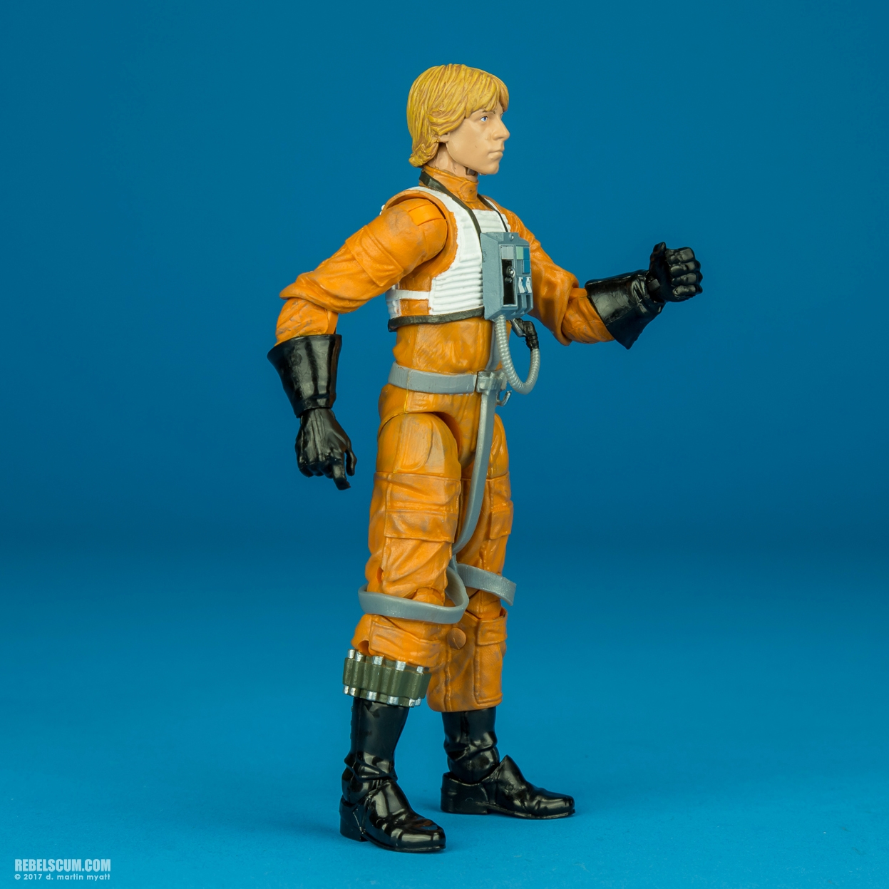 Luke-Skywalker-X-Wing-Pilot-40th-Anniversary-6-inch-002.jpg